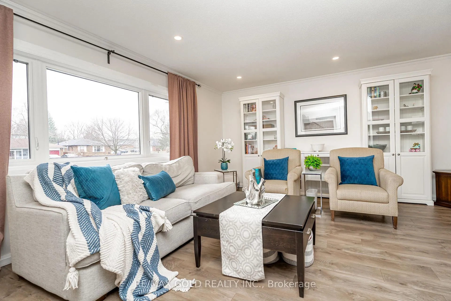 Photo 7 of 23 Dunster Crescent, Brampton, Southgate — HOMEH