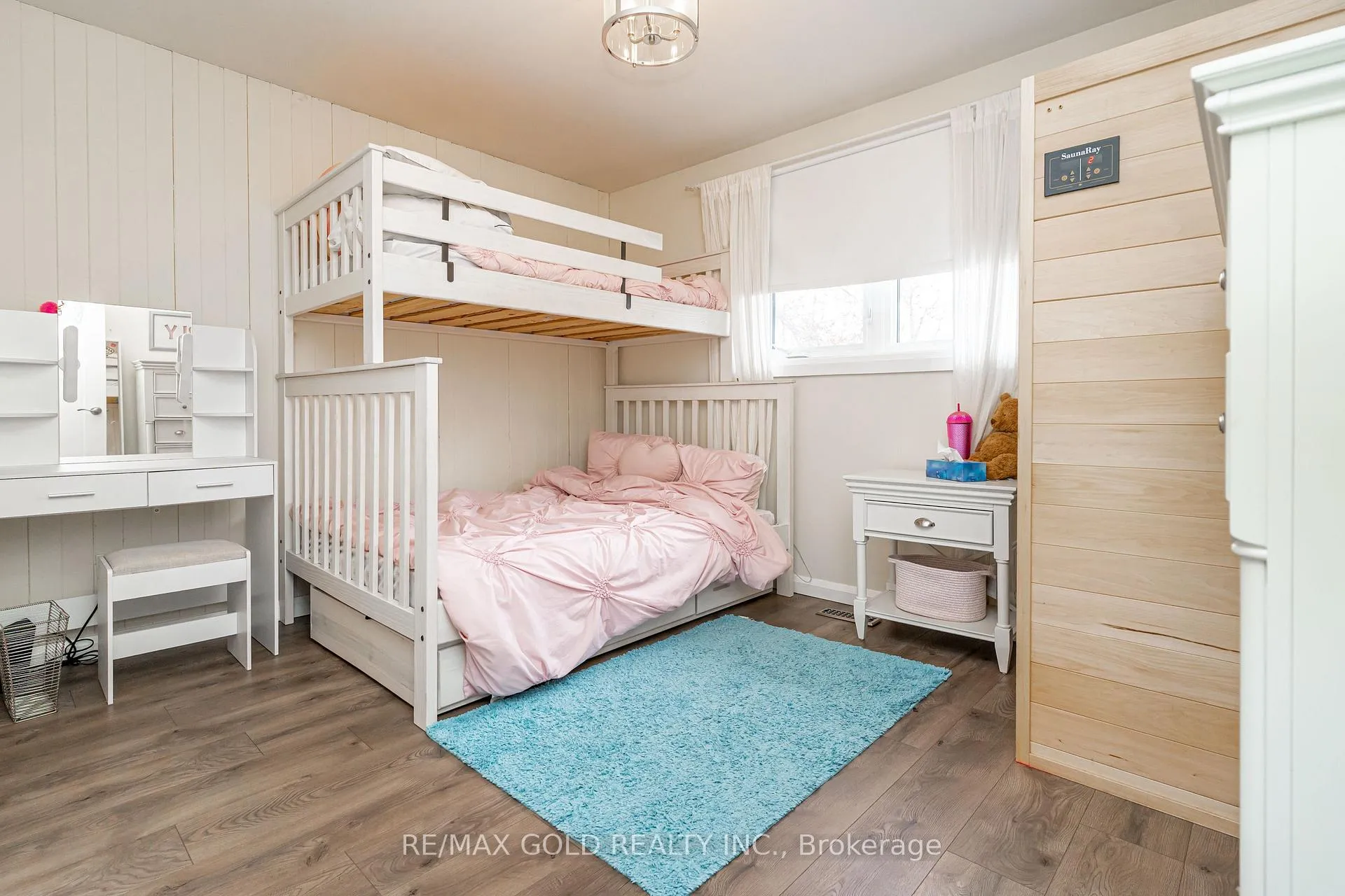 Photo 19 of 23 Dunster Crescent, Brampton, Southgate — HOMEH