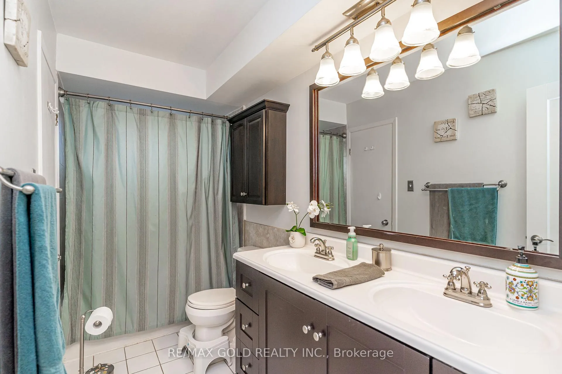 Photo 22 of 23 Dunster Crescent, Brampton, Southgate — HOMEH