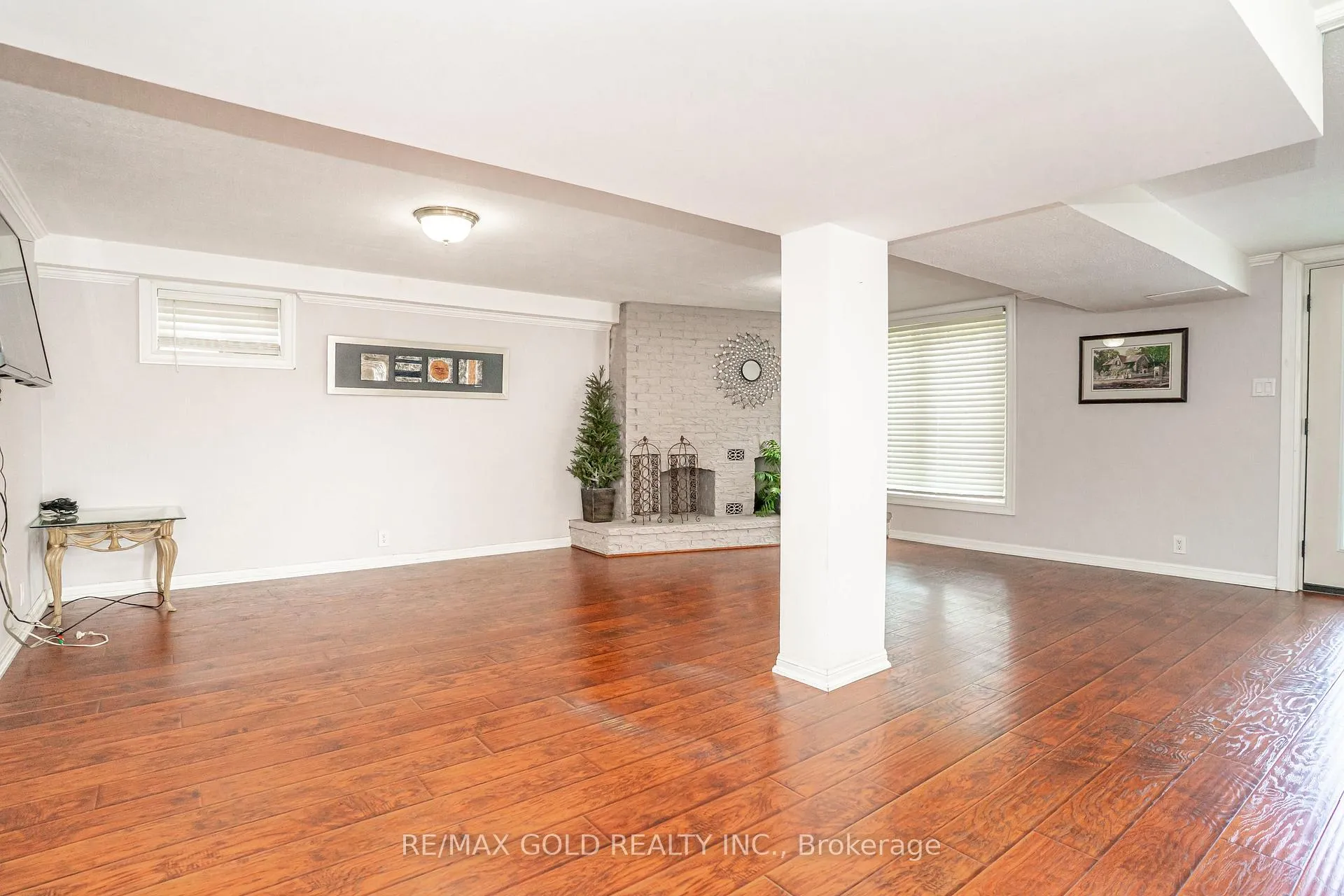 Photo 26 of 23 Dunster Crescent, Brampton, Southgate — HOMEH