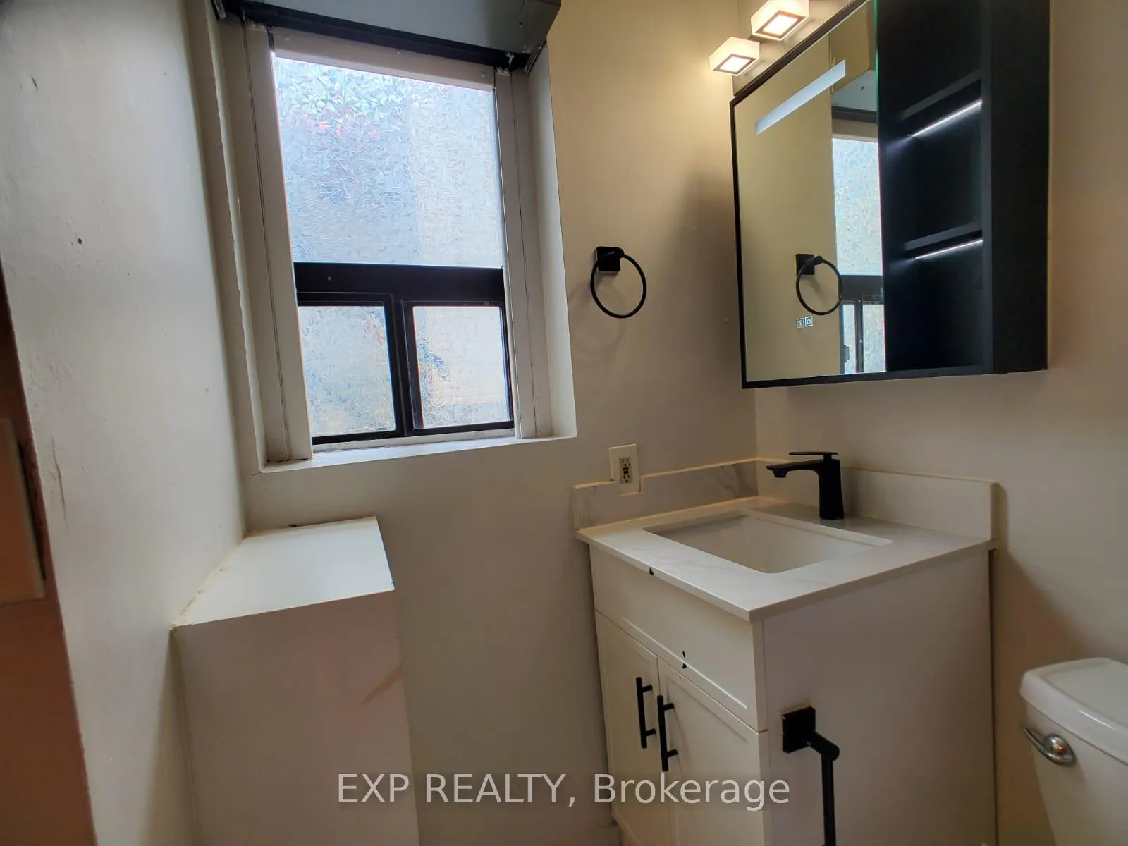 Photo 5 of Unit 1C, 575 Pape Avenue, Toronto, Blake-Jones — HOMEH
