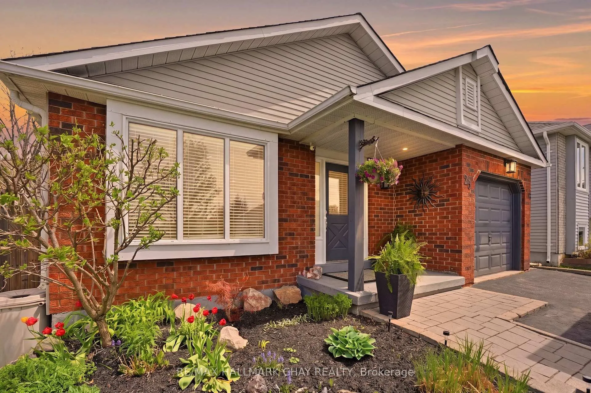Photo 1 of 23 Gosney Crescent, Barrie, Painswick North — HOMEH