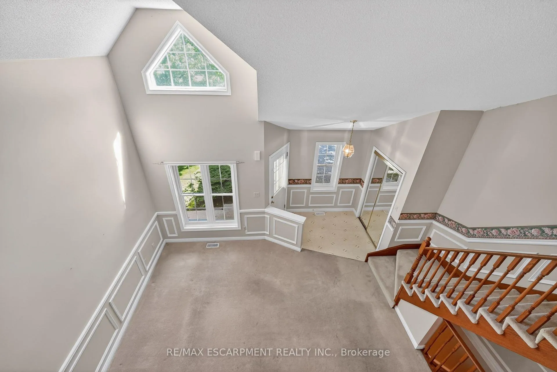 Photo 15 of Unit 2, 9 Wentworth Drive, Grimsby, Grimsby East — HOMEH