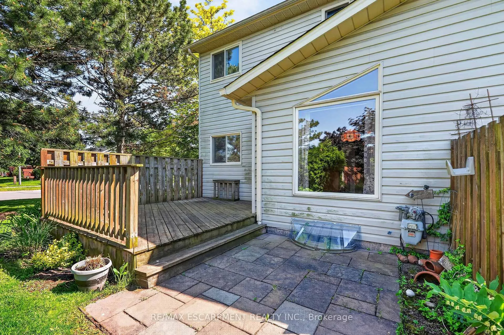 Photo 26 of Unit 2, 9 Wentworth Drive, Grimsby, Grimsby East — HOMEH