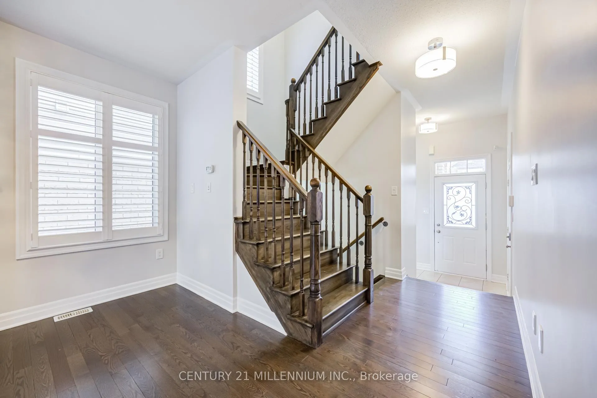 Photo 5 of 90 Stedford Crescent, Brampton, Northwest Brampton — HOMEH