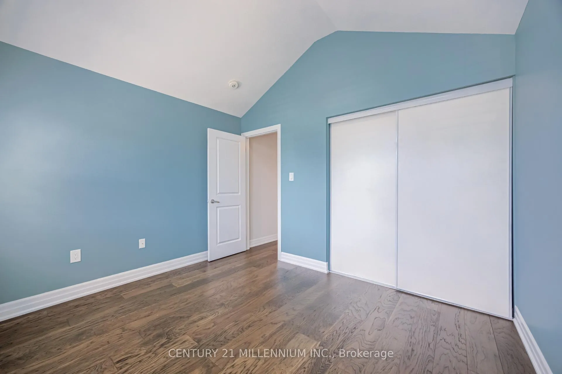 Photo 16 of 90 Stedford Crescent, Brampton, Northwest Brampton — HOMEH