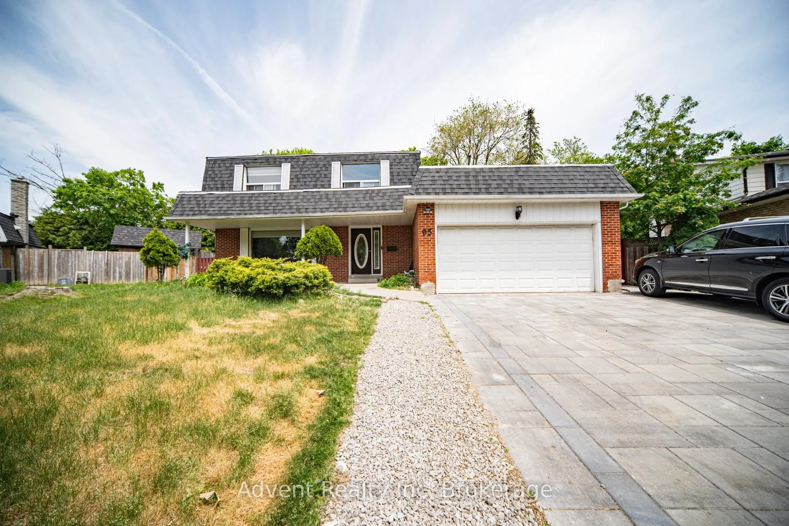 Photo 2 of 95 Pringle Avenue, Markham, Markham Village — HOMEH