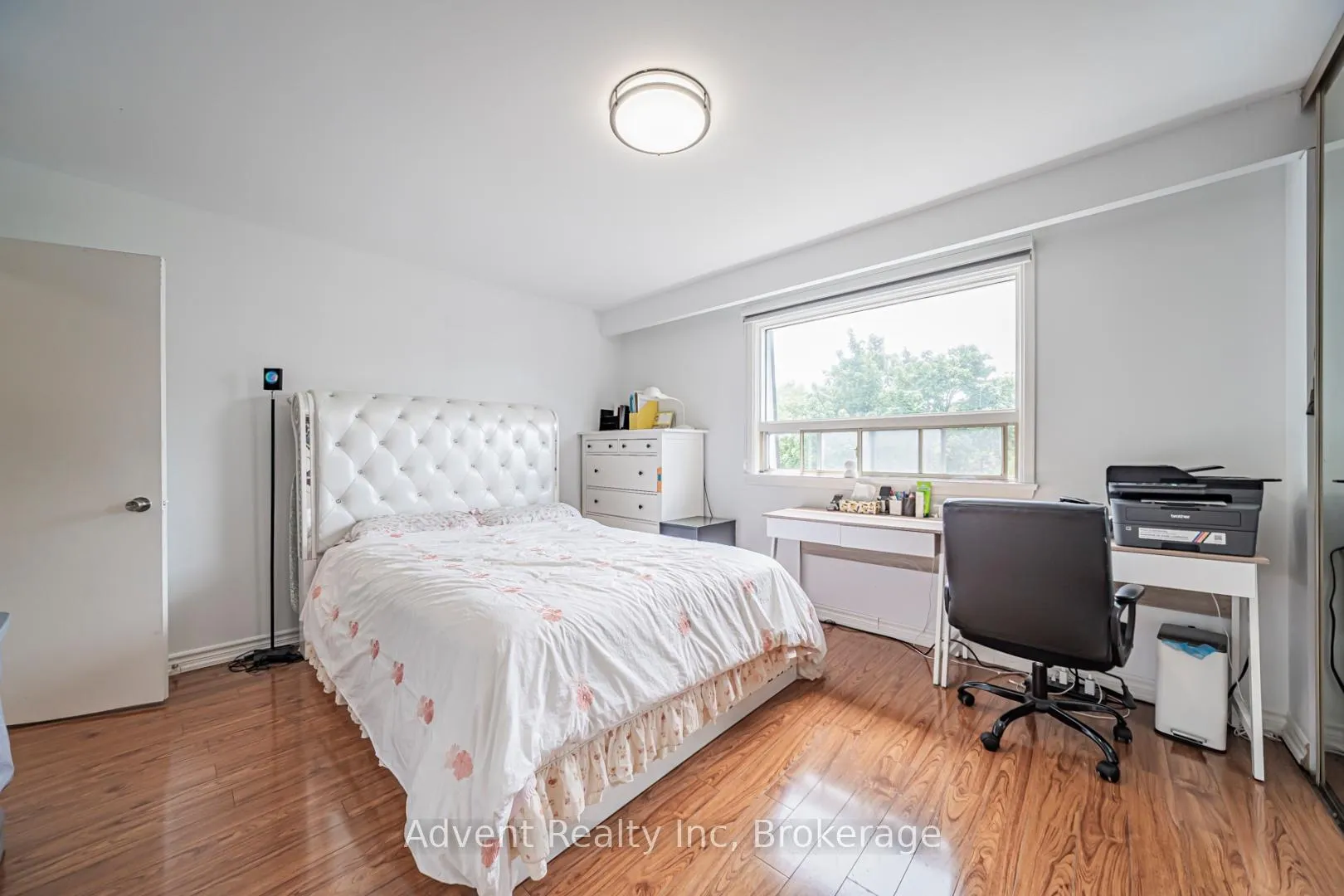 Photo 23 of 95 Pringle Avenue, Markham, Markham Village — HOMEH