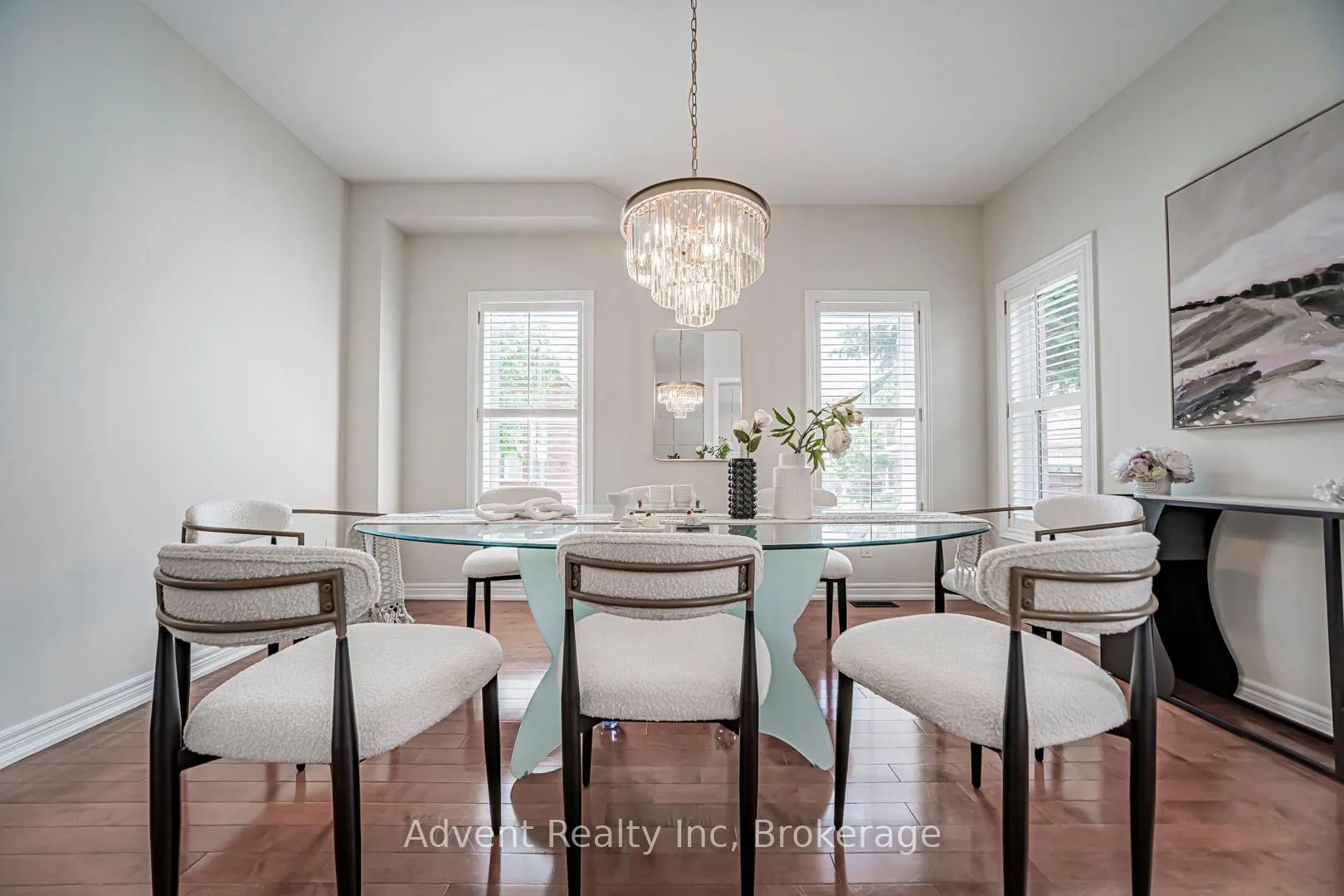 Photo 9 of 2 Albert Baily Way, Markham, Buttonville — HOMEH