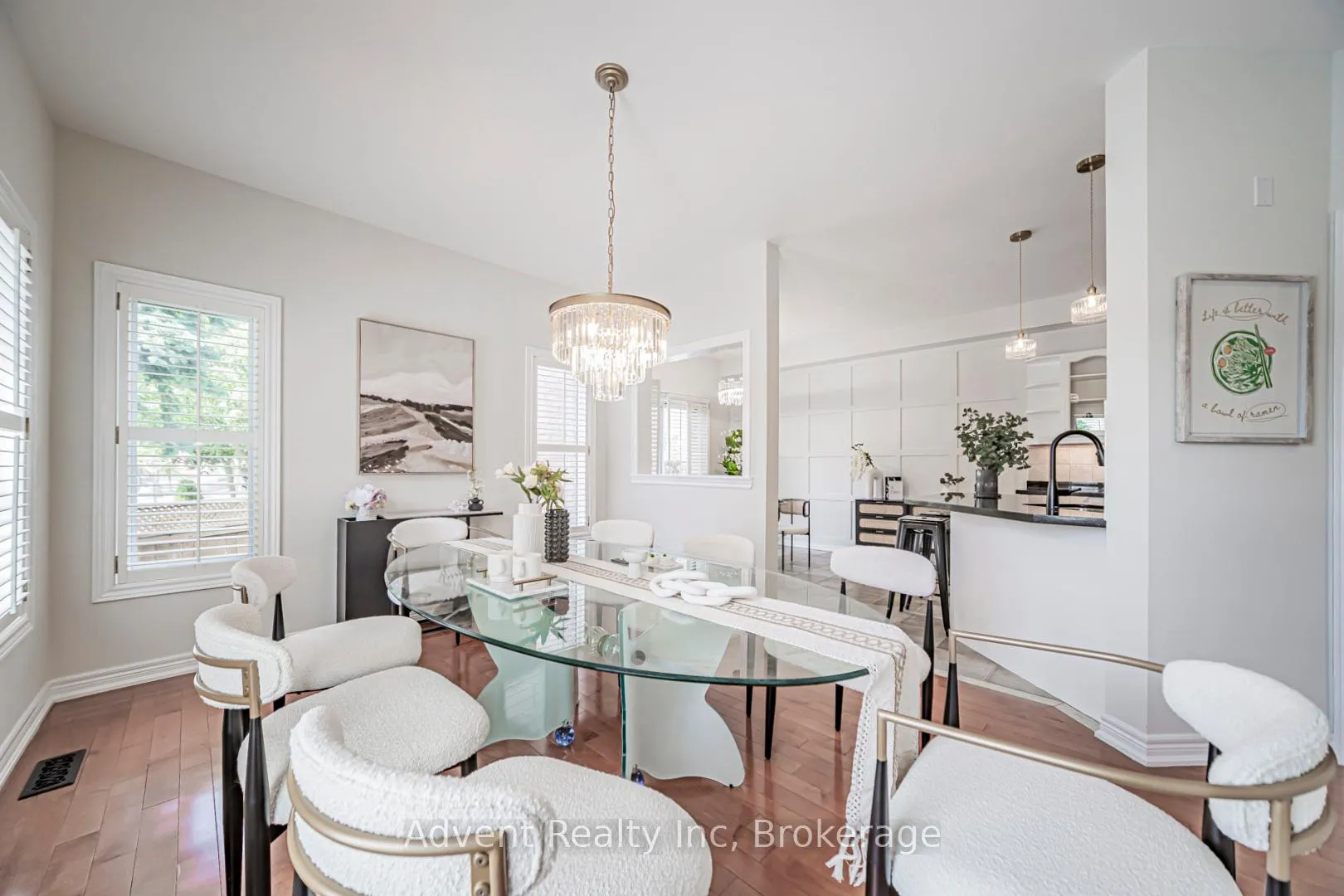 Photo 10 of 2 Albert Baily Way, Markham, Buttonville — HOMEH