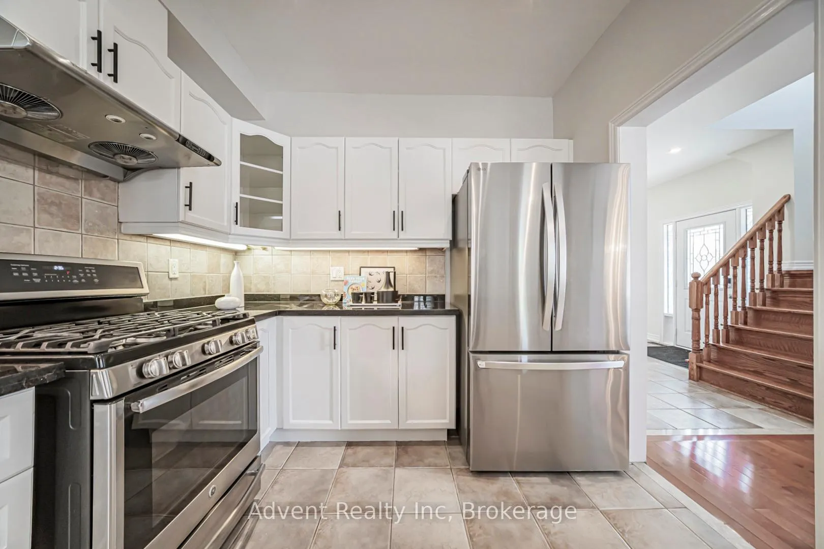 Photo 13 of 2 Albert Baily Way, Markham, Buttonville — HOMEH