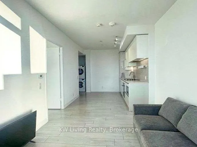 Photo 2 of Unit PH11, 898 Portage Parkway, Vaughan, Vaughan Corporate Centre — HOMEH