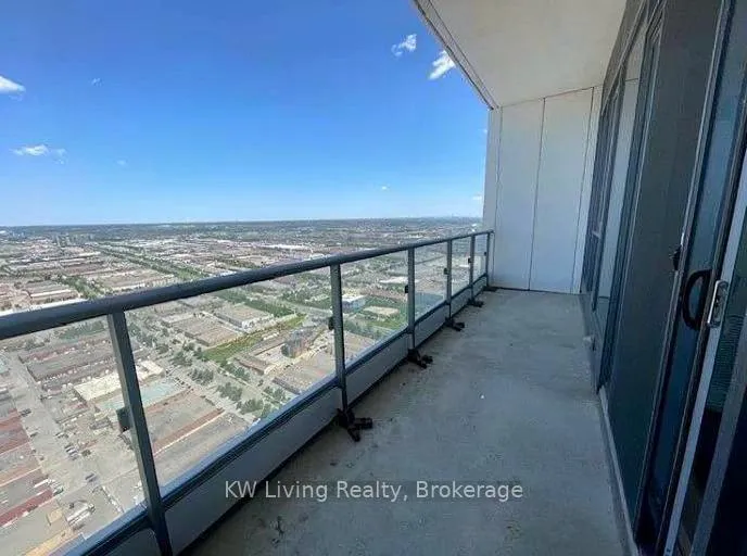 Photo 7 of Unit PH11, 898 Portage Parkway, Vaughan, Vaughan Corporate Centre — HOMEH