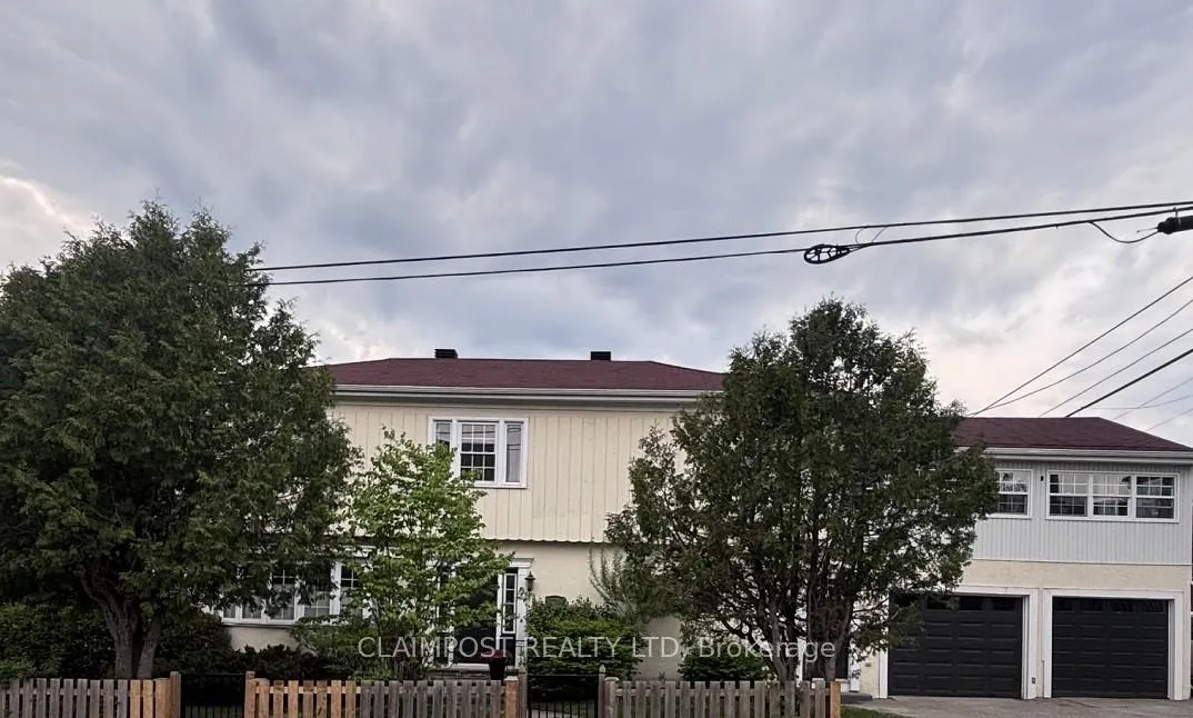 Photo 3 of 328 Sixth Avenue, Timmins, TNE - Hill District — HOMEH