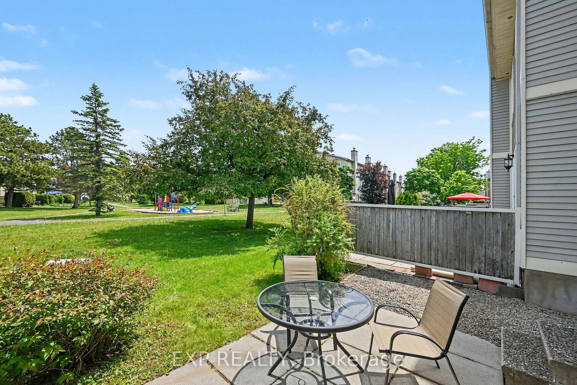 Photo 20 of 1859 Summerfields Crescent, Ottawa, Chapel Hill — HOMEH