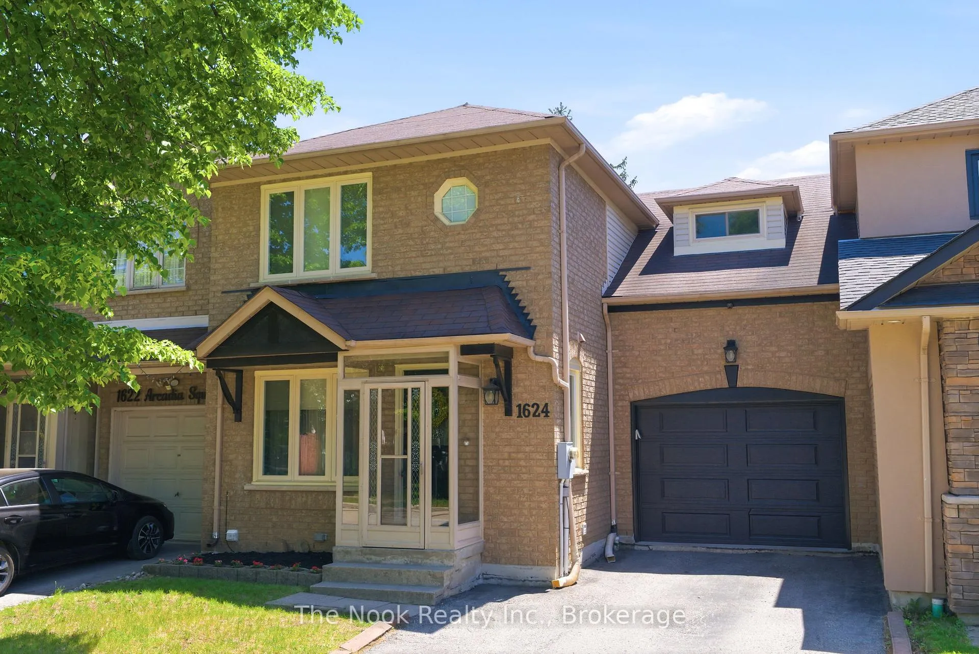 Photo 2 of 1624 Arcadia Square, Pickering, Amberlea — HOMEH