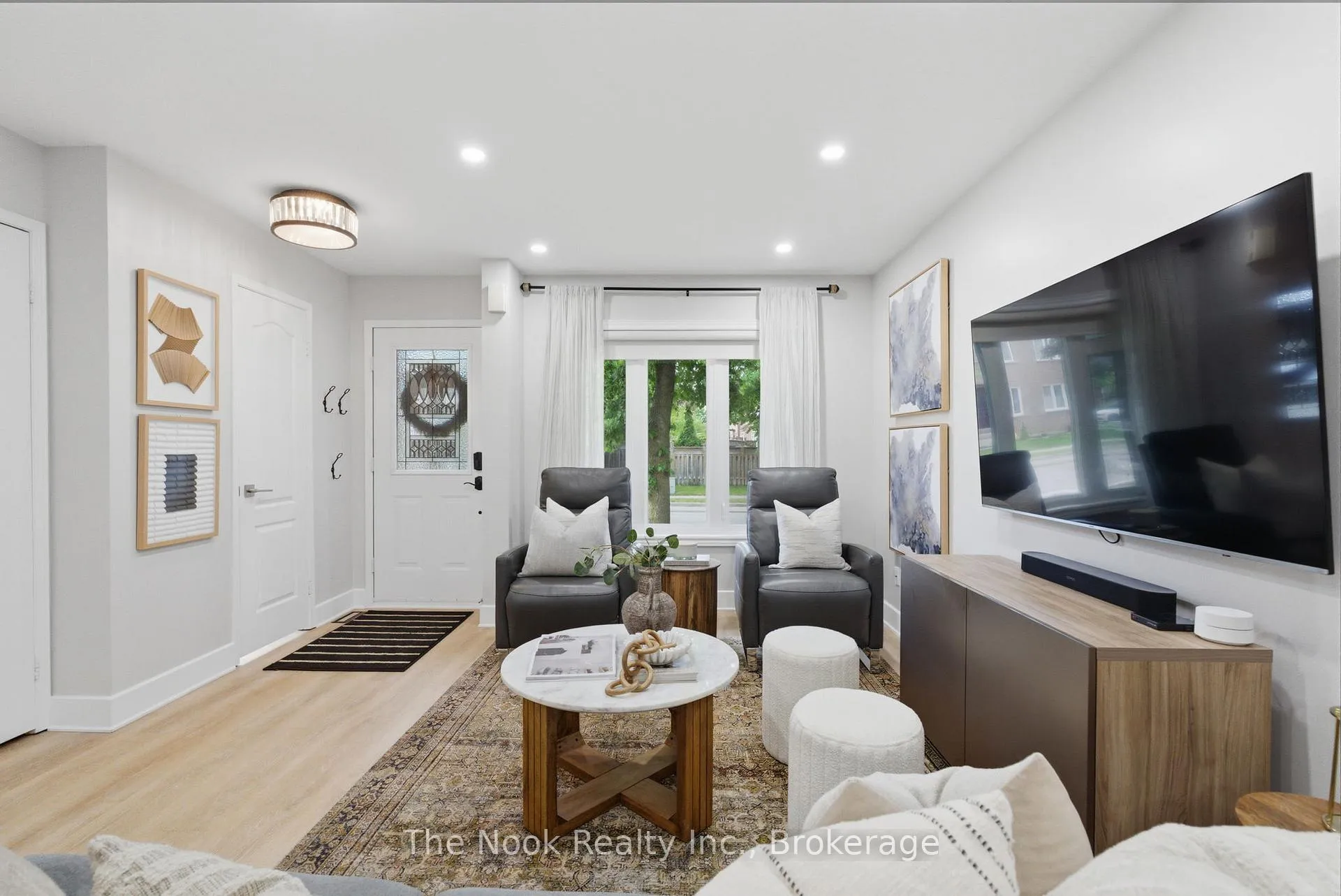 Photo 6 of 1624 Arcadia Square, Pickering, Amberlea — HOMEH