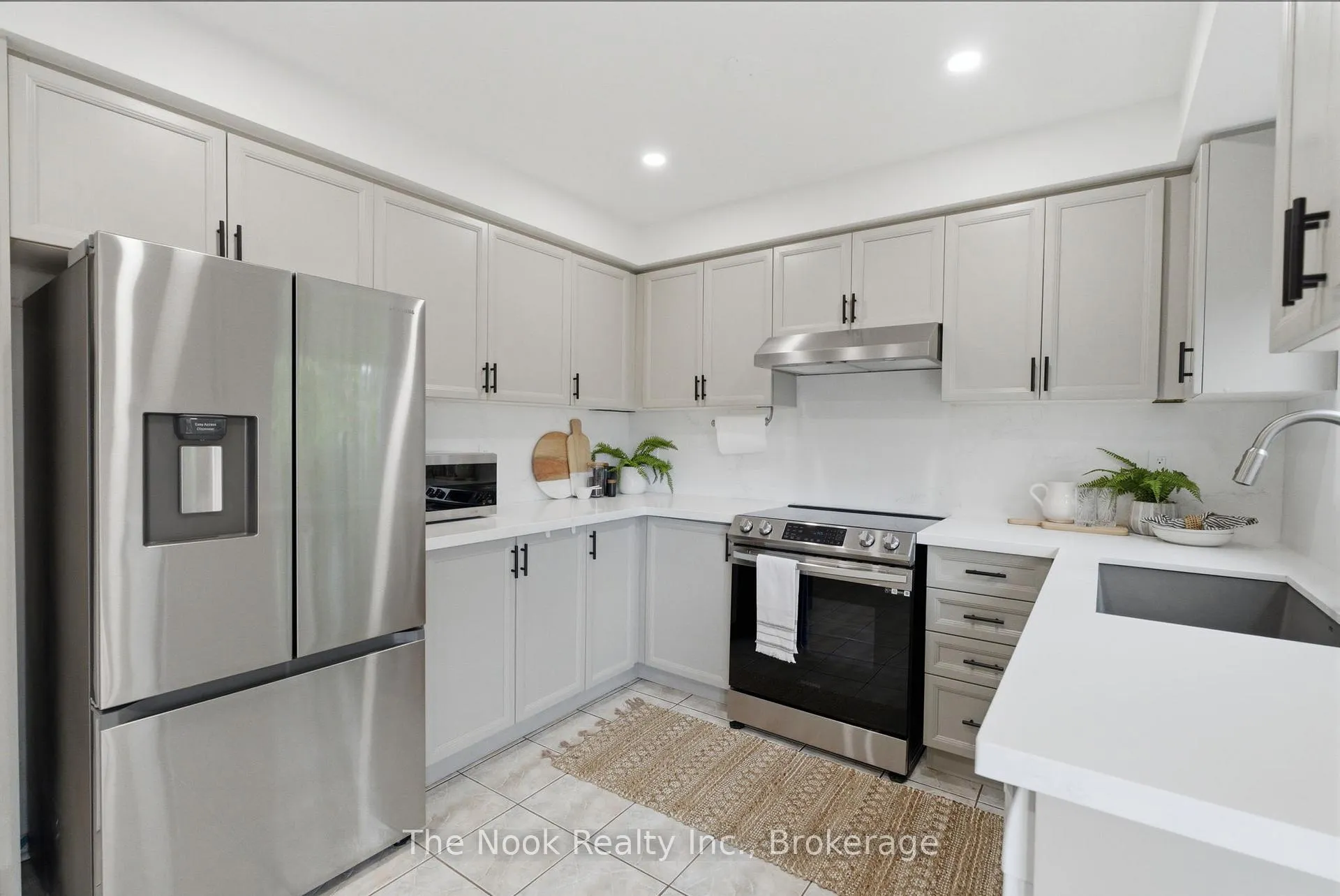 Photo 11 of 1624 Arcadia Square, Pickering, Amberlea — HOMEH