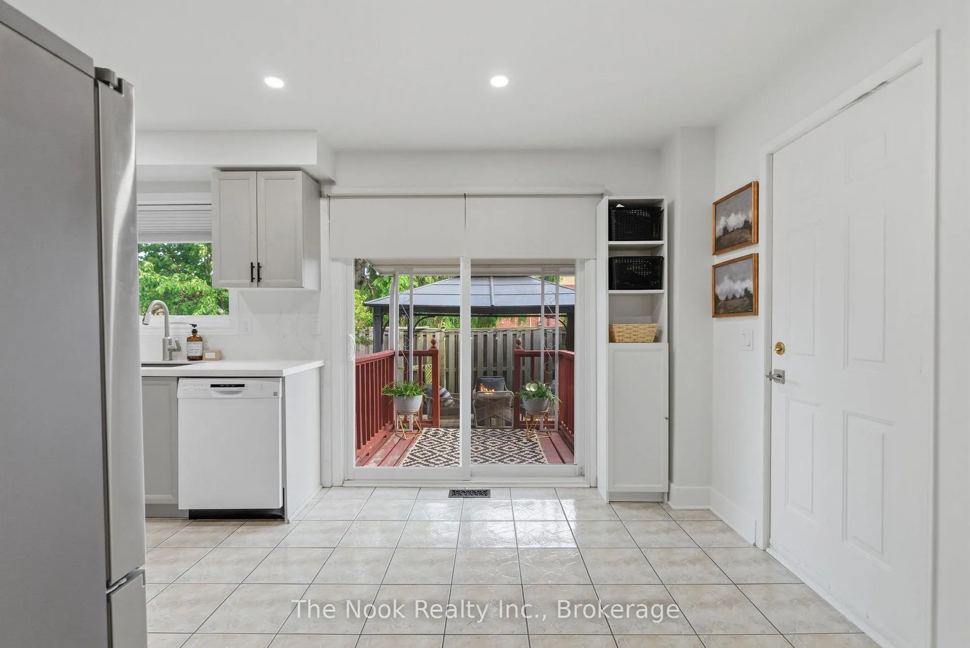Photo 15 of 1624 Arcadia Square, Pickering, Amberlea — HOMEH