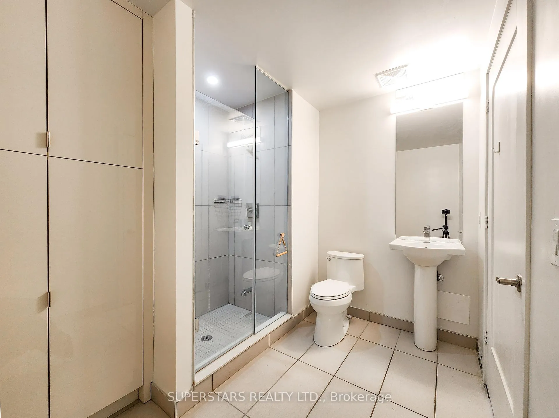 Photo 10 of Unit 1013, 60 Princess Street, Toronto, Waterfront Communities — HOMEH