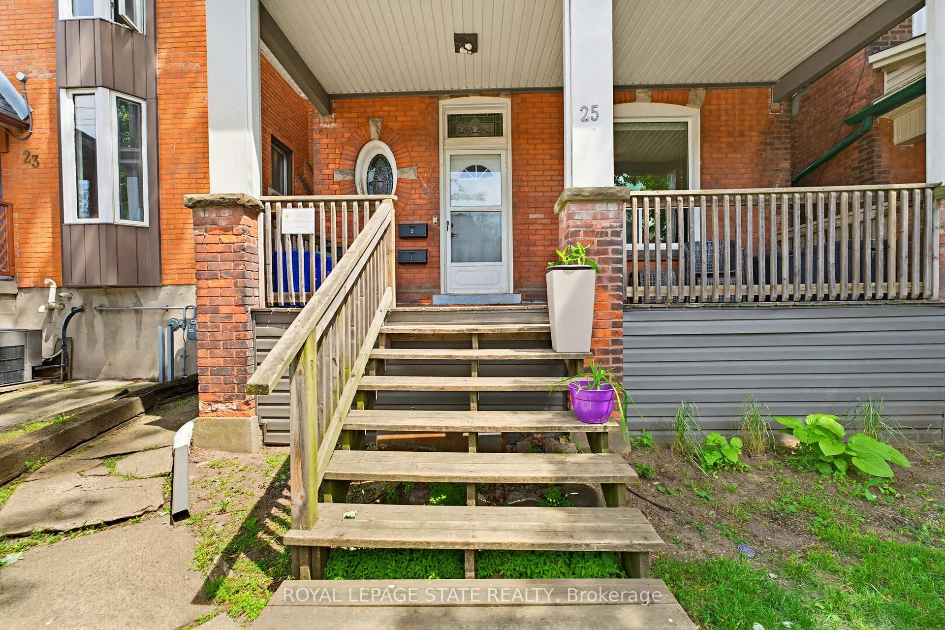 Photo 2 of Unit 1, 25 Strathcona Avenue S, Hamilton, Strathcona — HOMEH