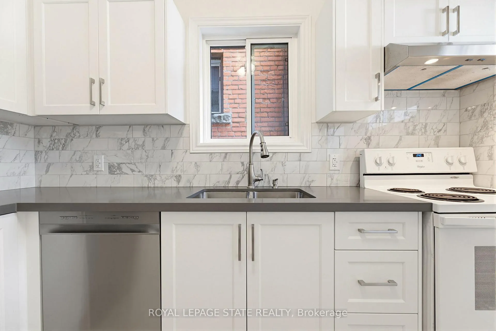Photo 12 of Unit 1, 25 Strathcona Avenue S, Hamilton, Strathcona — HOMEH