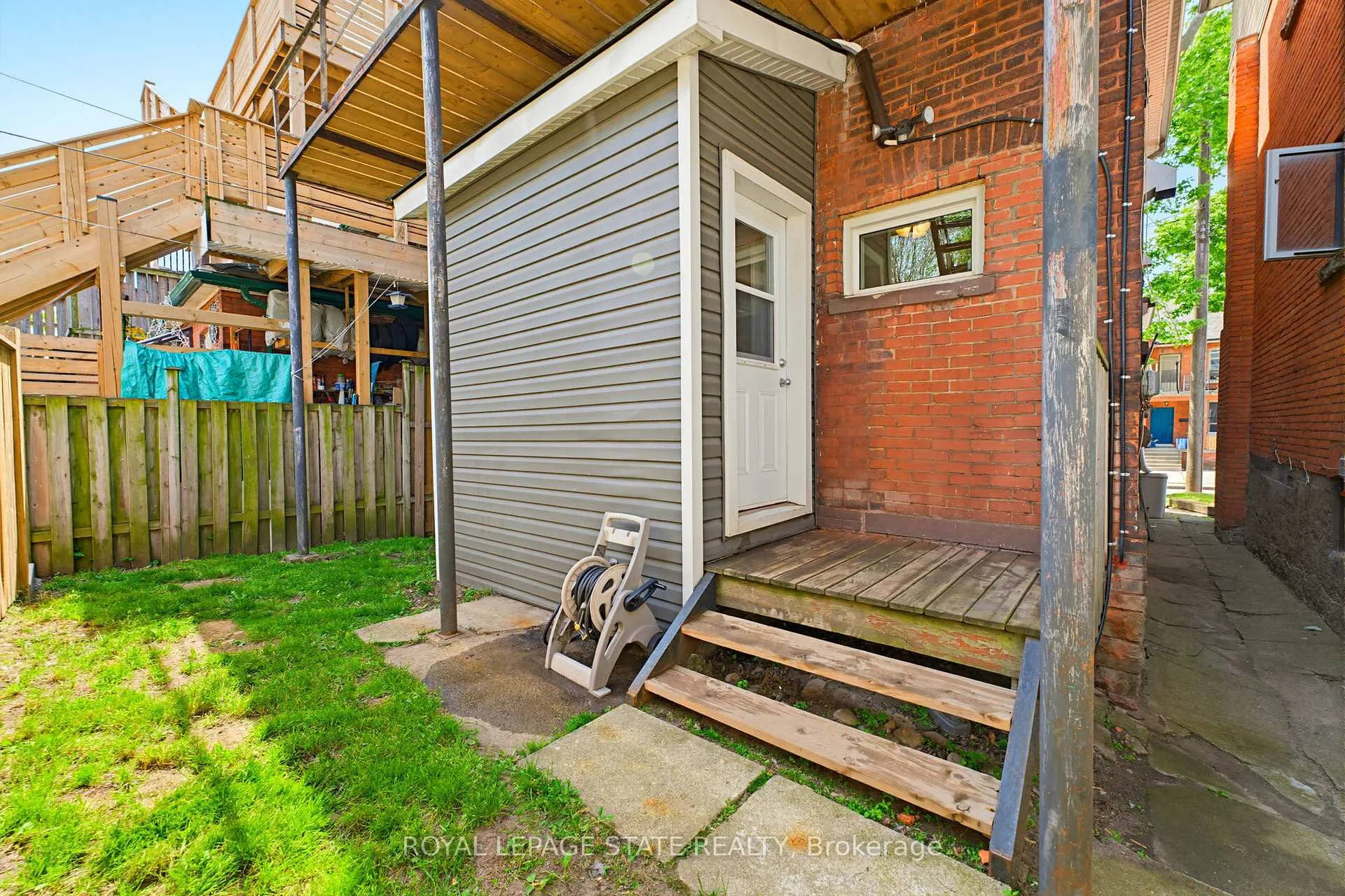 Photo 15 of Unit 1, 25 Strathcona Avenue S, Hamilton, Strathcona — HOMEH