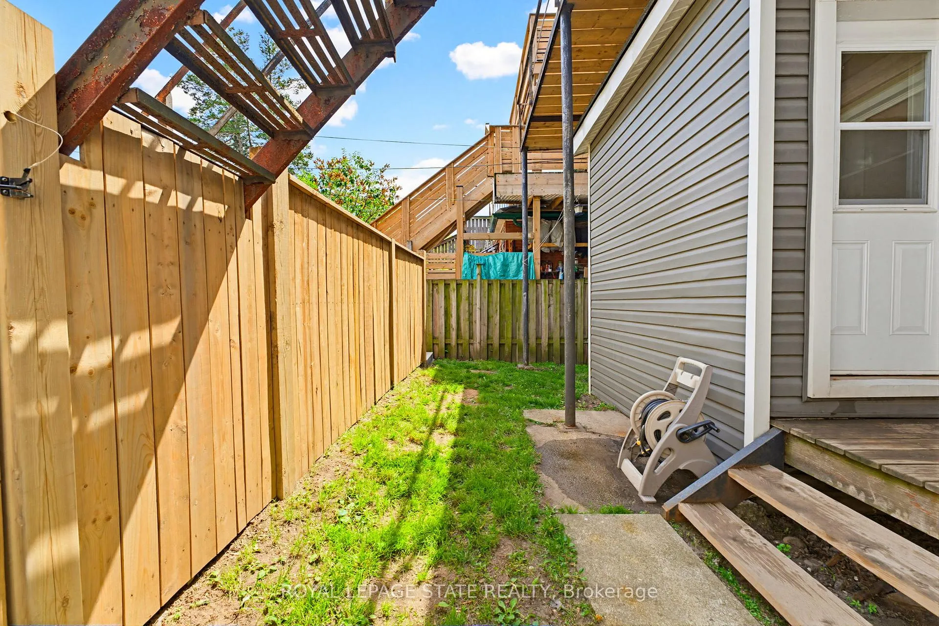 Photo 16 of Unit 1, 25 Strathcona Avenue S, Hamilton, Strathcona — HOMEH