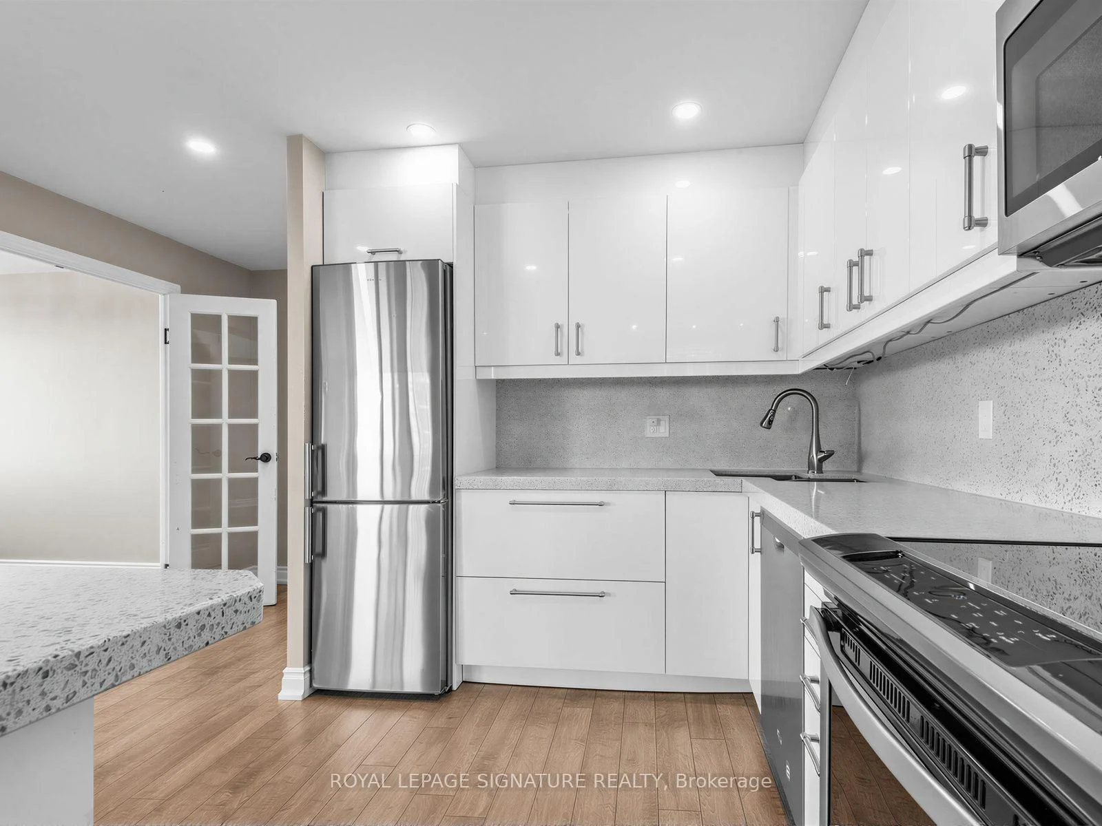 Photo 16 of Unit 1010, 8111 Yonge Street, Markham, Royal Orchard — HOMEH