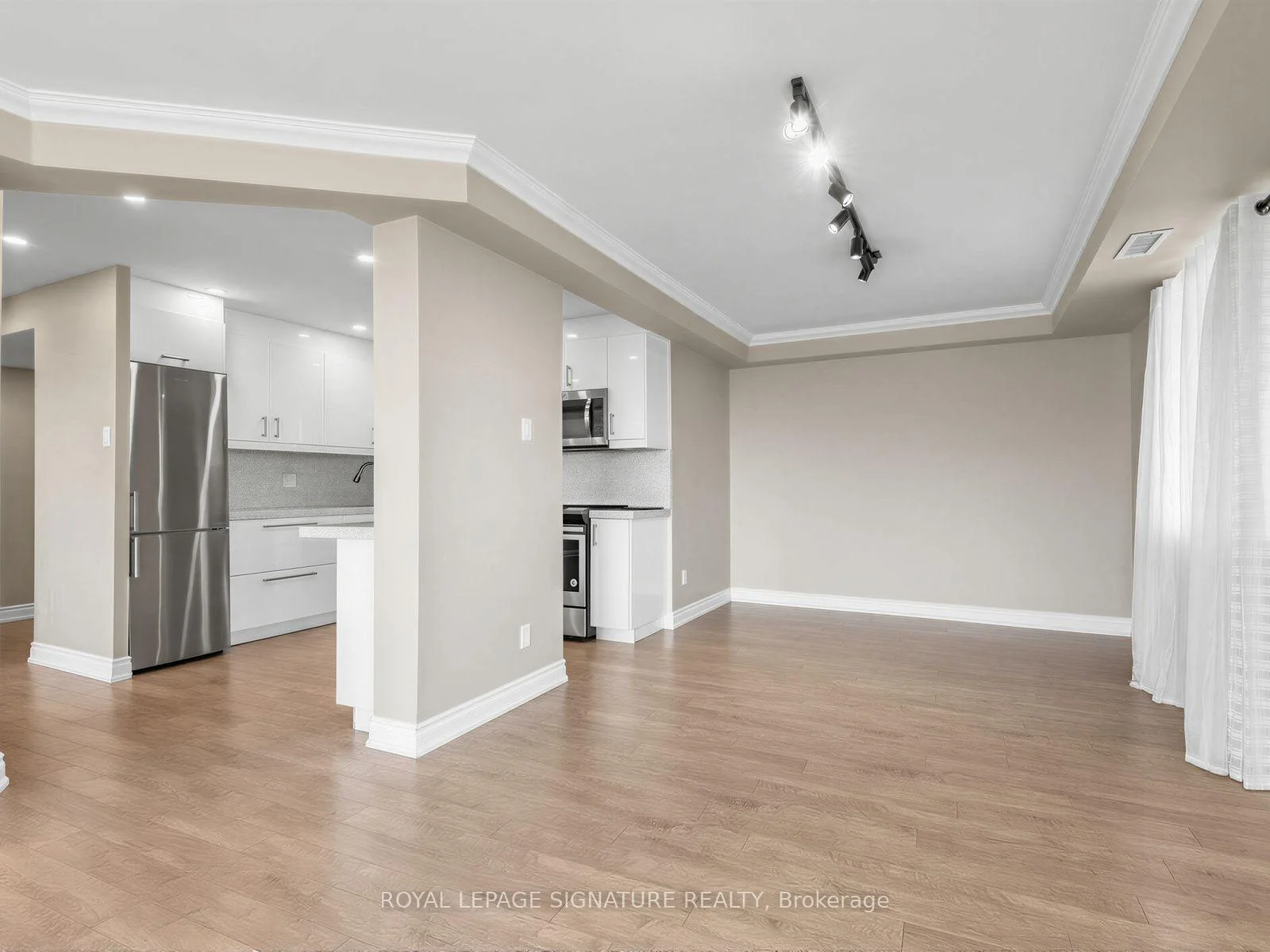 Photo 20 of Unit 1010, 8111 Yonge Street, Markham, Royal Orchard — HOMEH