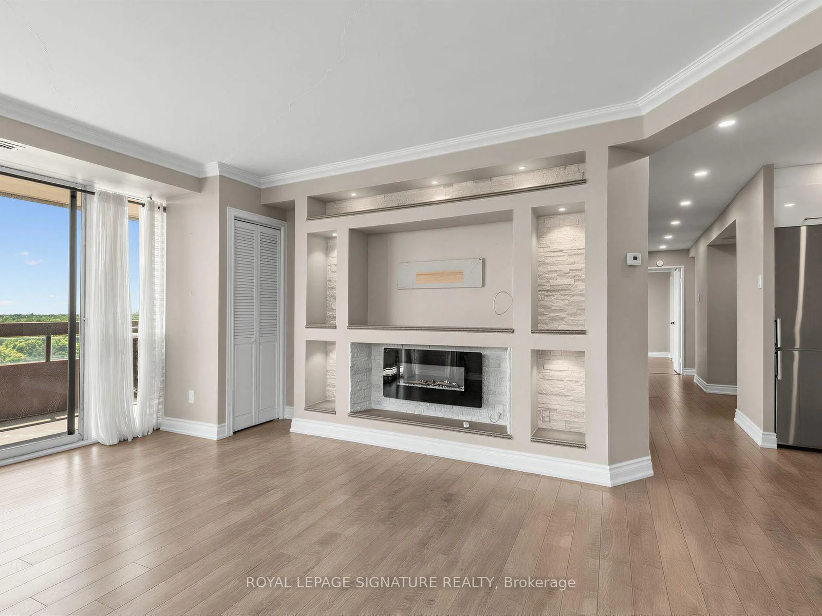 Photo 24 of Unit 1010, 8111 Yonge Street, Markham, Royal Orchard — HOMEH