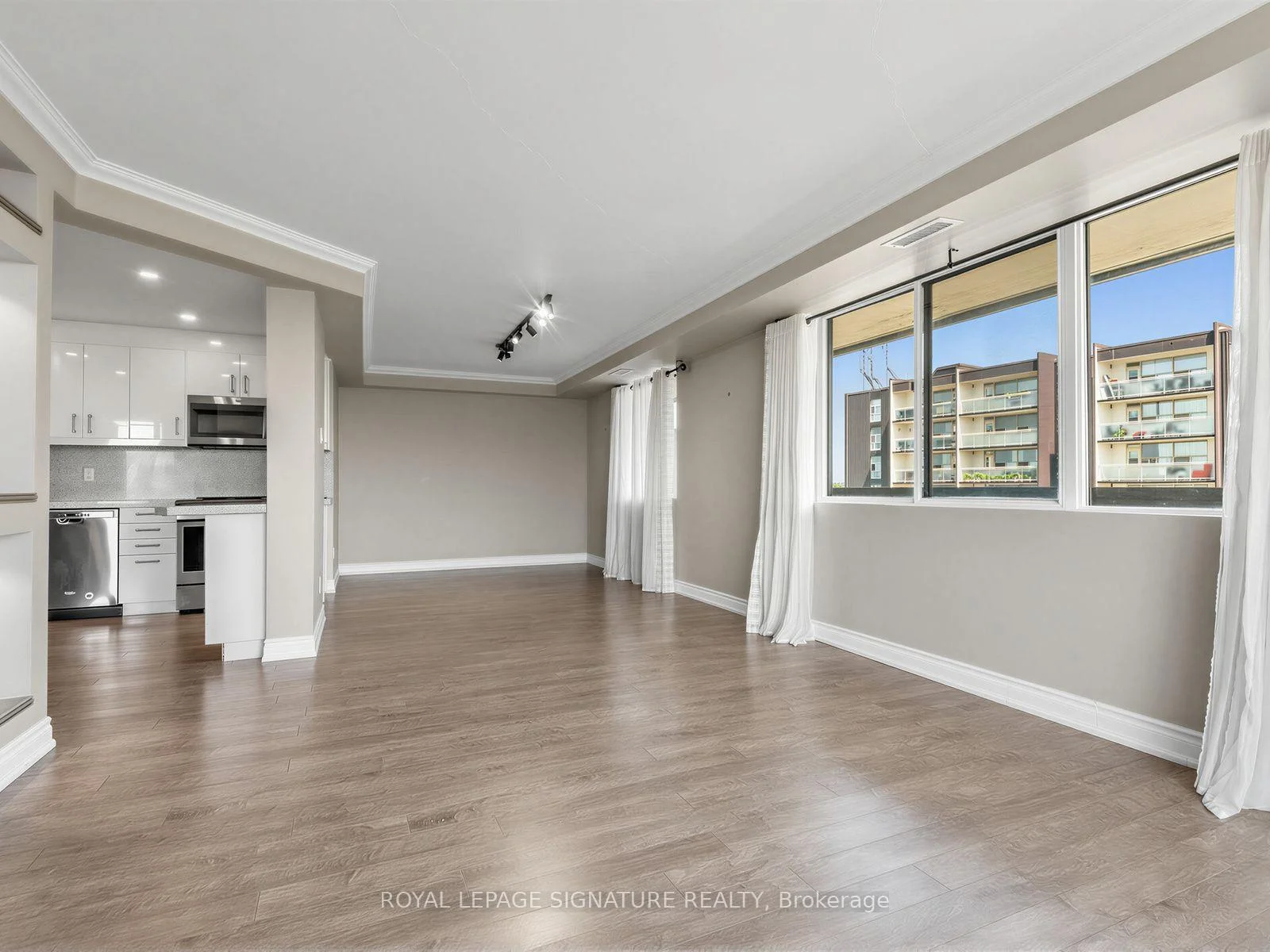 Photo 26 of Unit 1010, 8111 Yonge Street, Markham, Royal Orchard — HOMEH