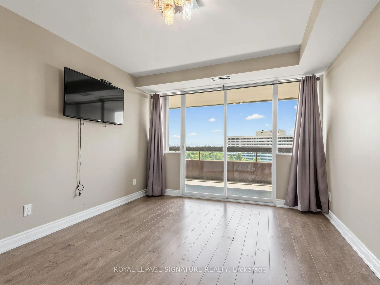 Photo 33 of Unit 1010, 8111 Yonge Street, Markham, Royal Orchard — HOMEH