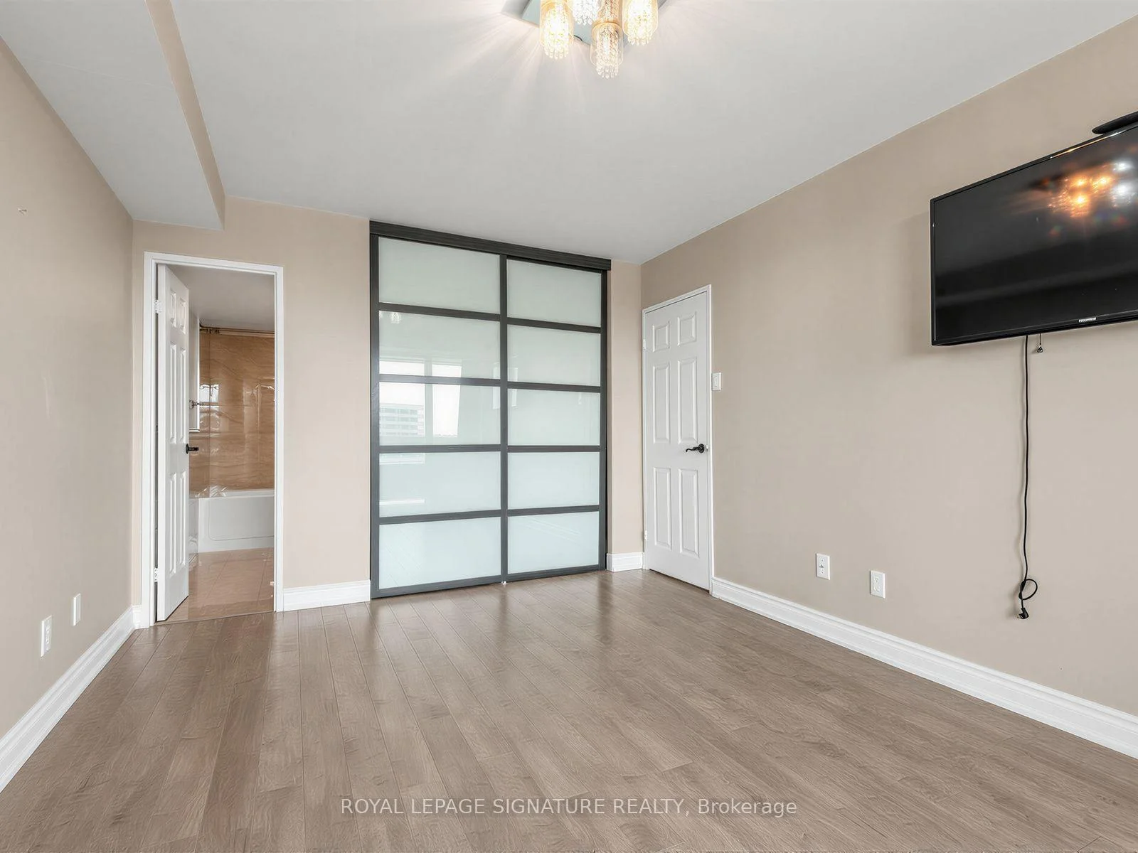 Photo 35 of Unit 1010, 8111 Yonge Street, Markham, Royal Orchard — HOMEH