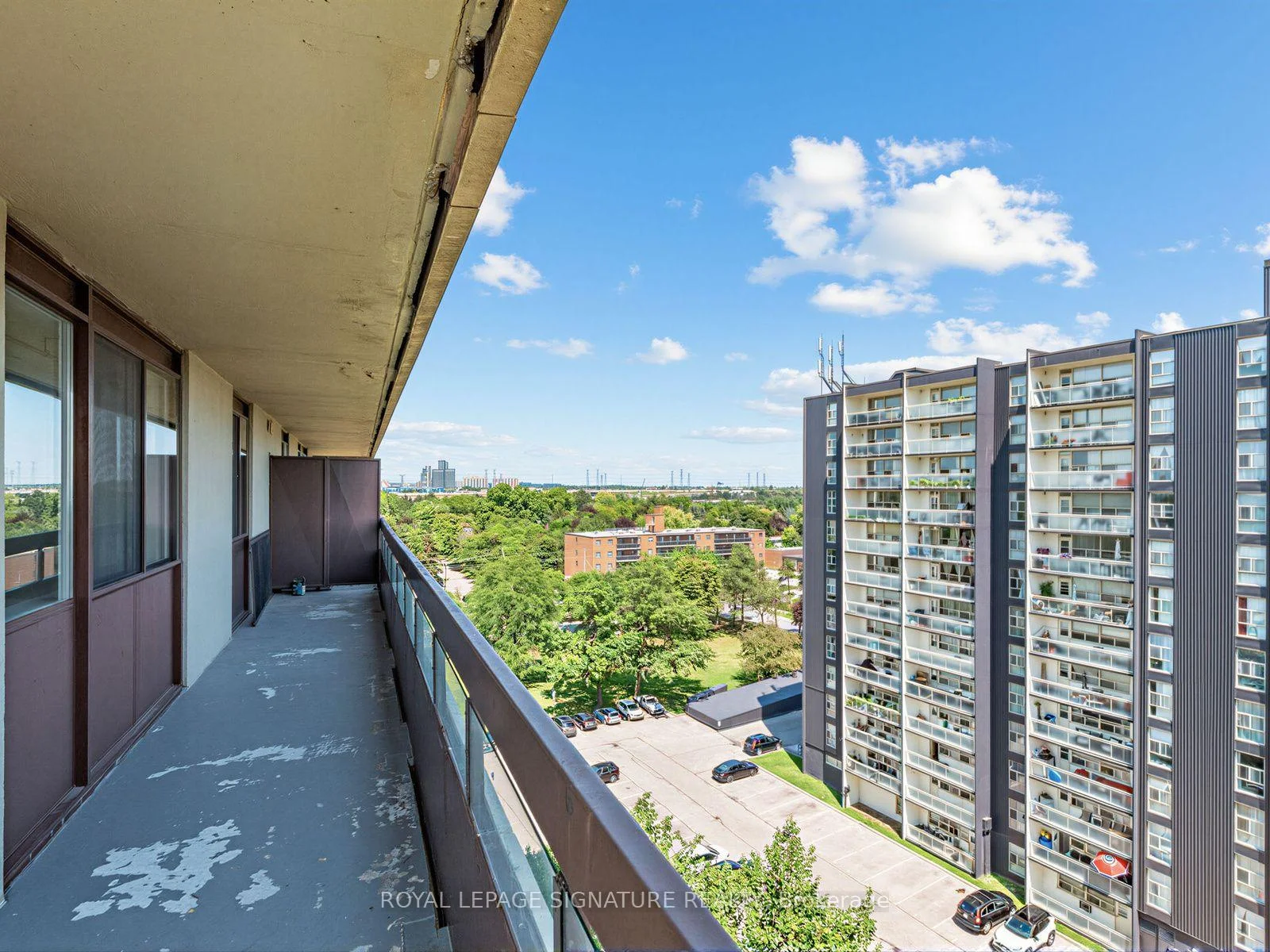 Photo 41 of Unit 1010, 8111 Yonge Street, Markham, Royal Orchard — HOMEH