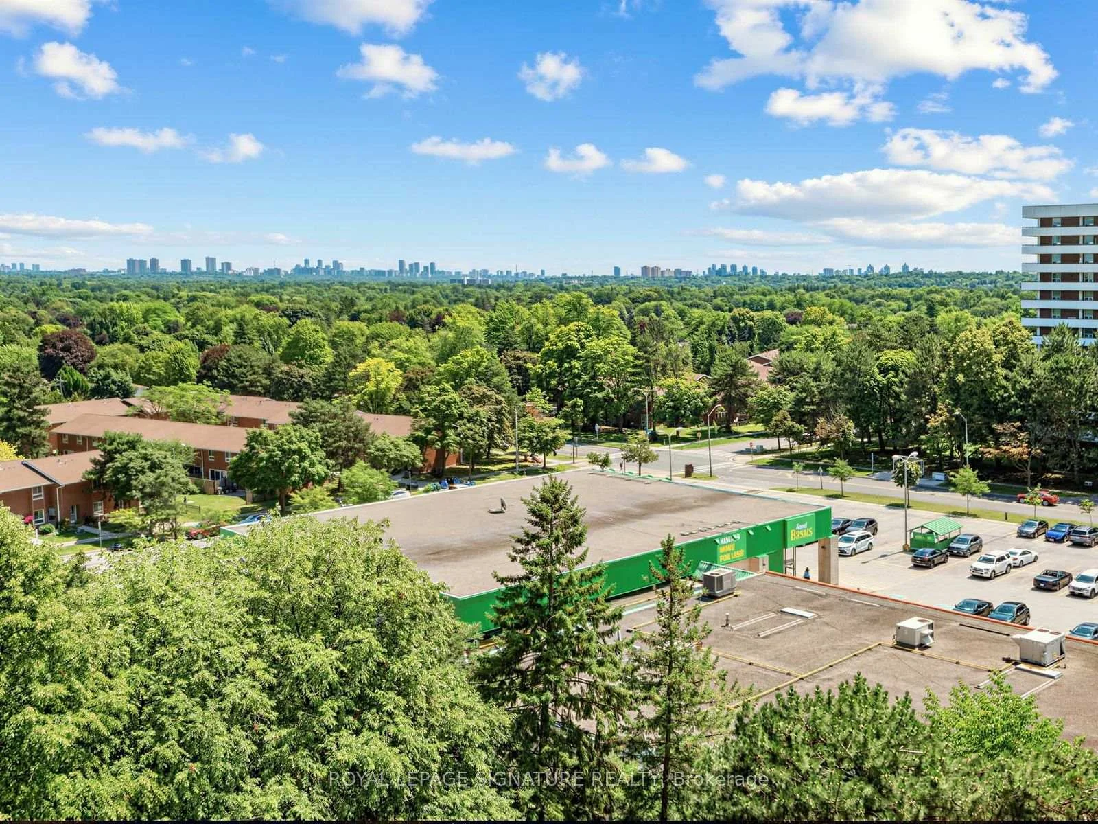 Photo 45 of Unit 1010, 8111 Yonge Street, Markham, Royal Orchard — HOMEH