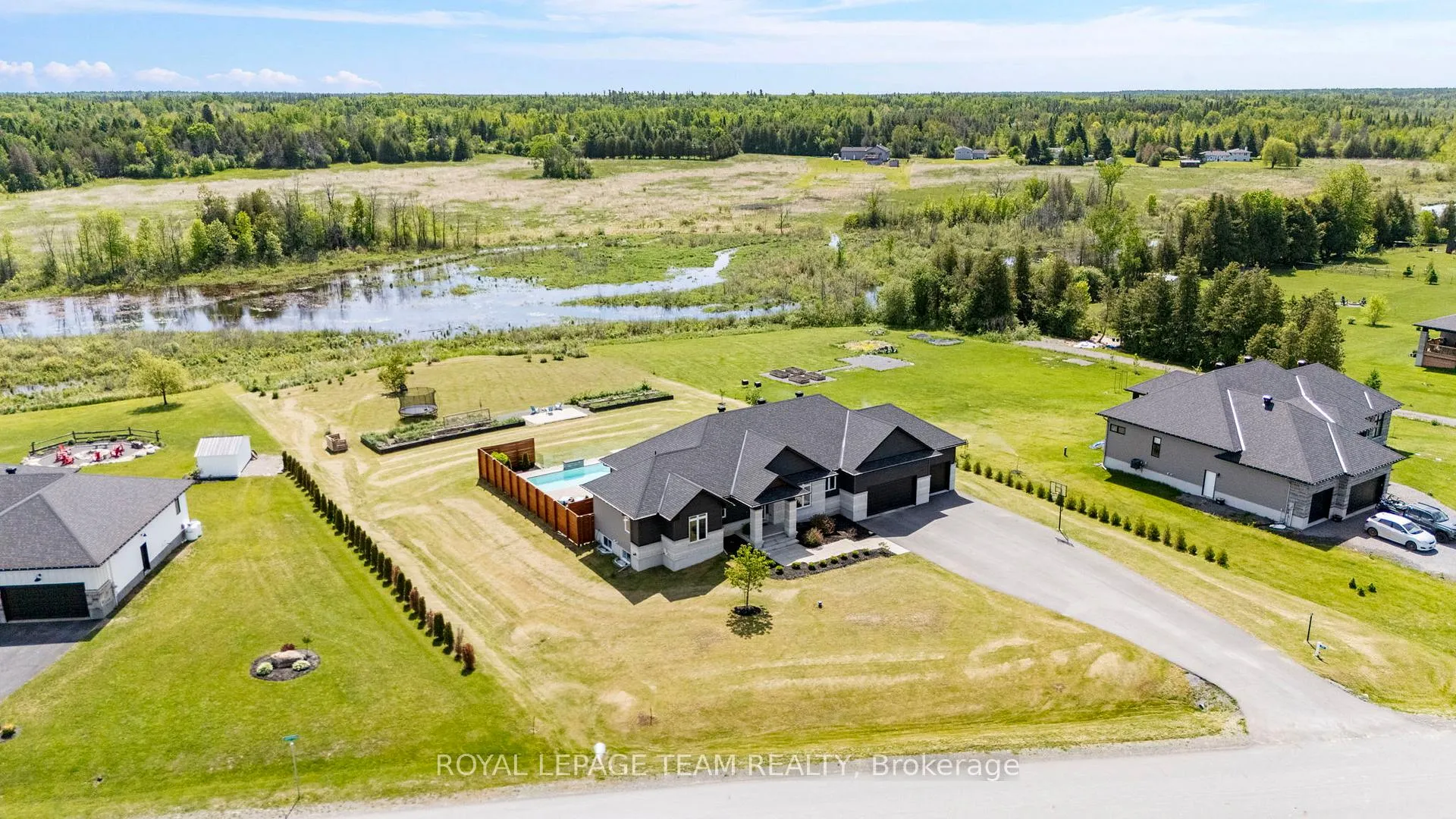 Photo 41 of 381 Johnny Porter Drive, Beckwith, Beckwith Twp — HOMEH