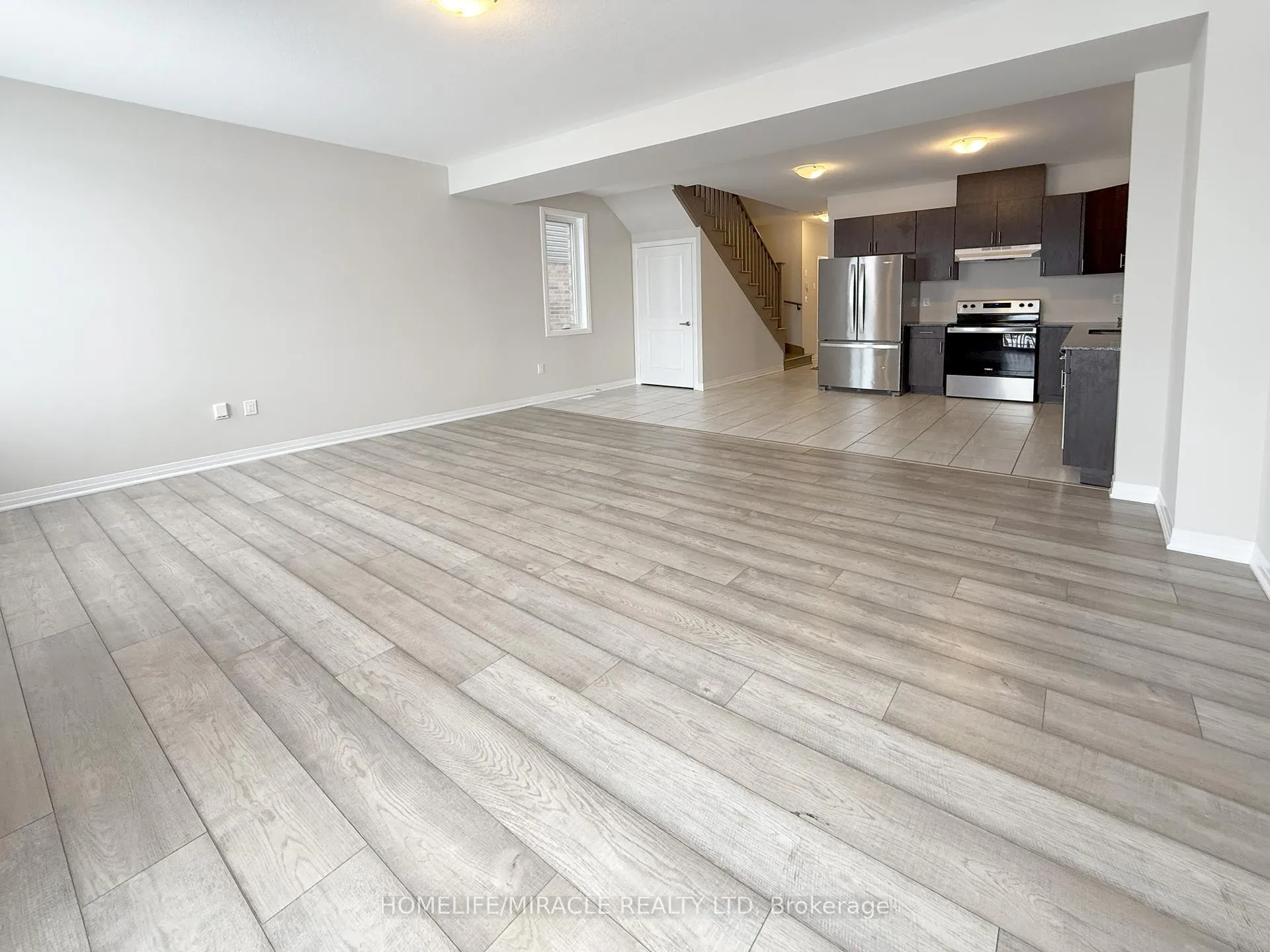 Photo 12 of 40 Middleton Street, Zorra, Thamesford — HOMEH