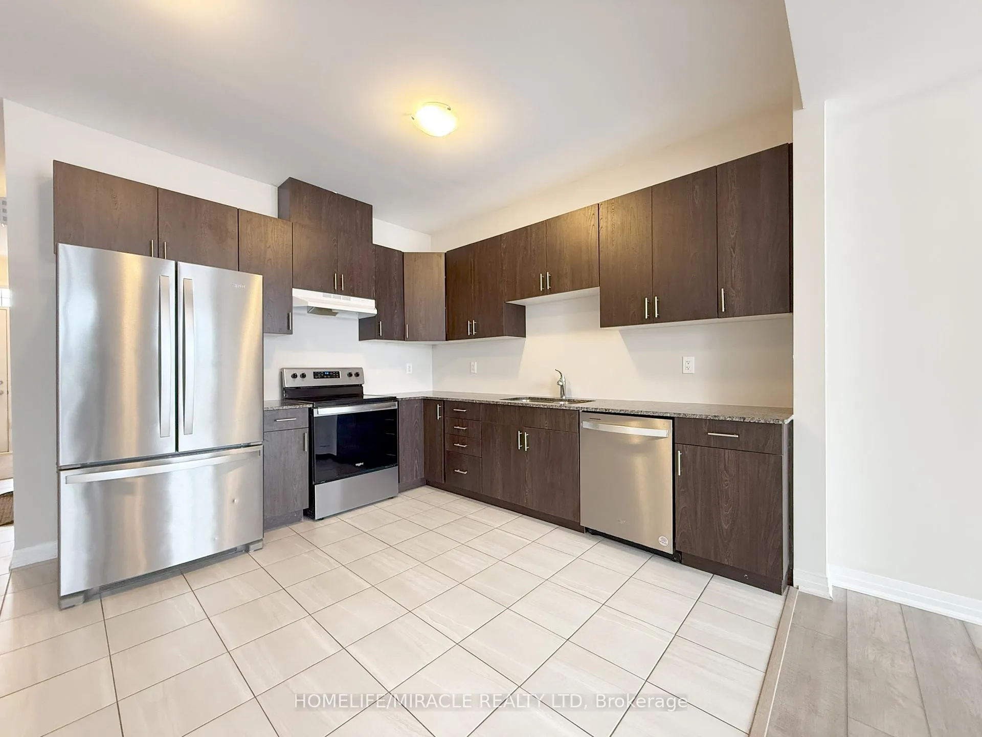 Photo 13 of 40 Middleton Street, Zorra, Thamesford — HOMEH