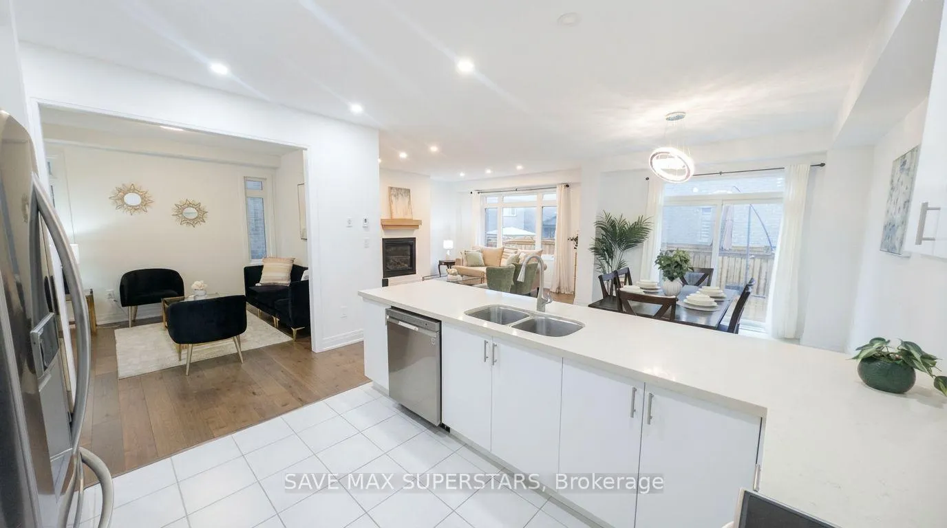 Photo 13 of 20 Paddington Grove, Barrie, Rural Barrie Southwest — HOMEH