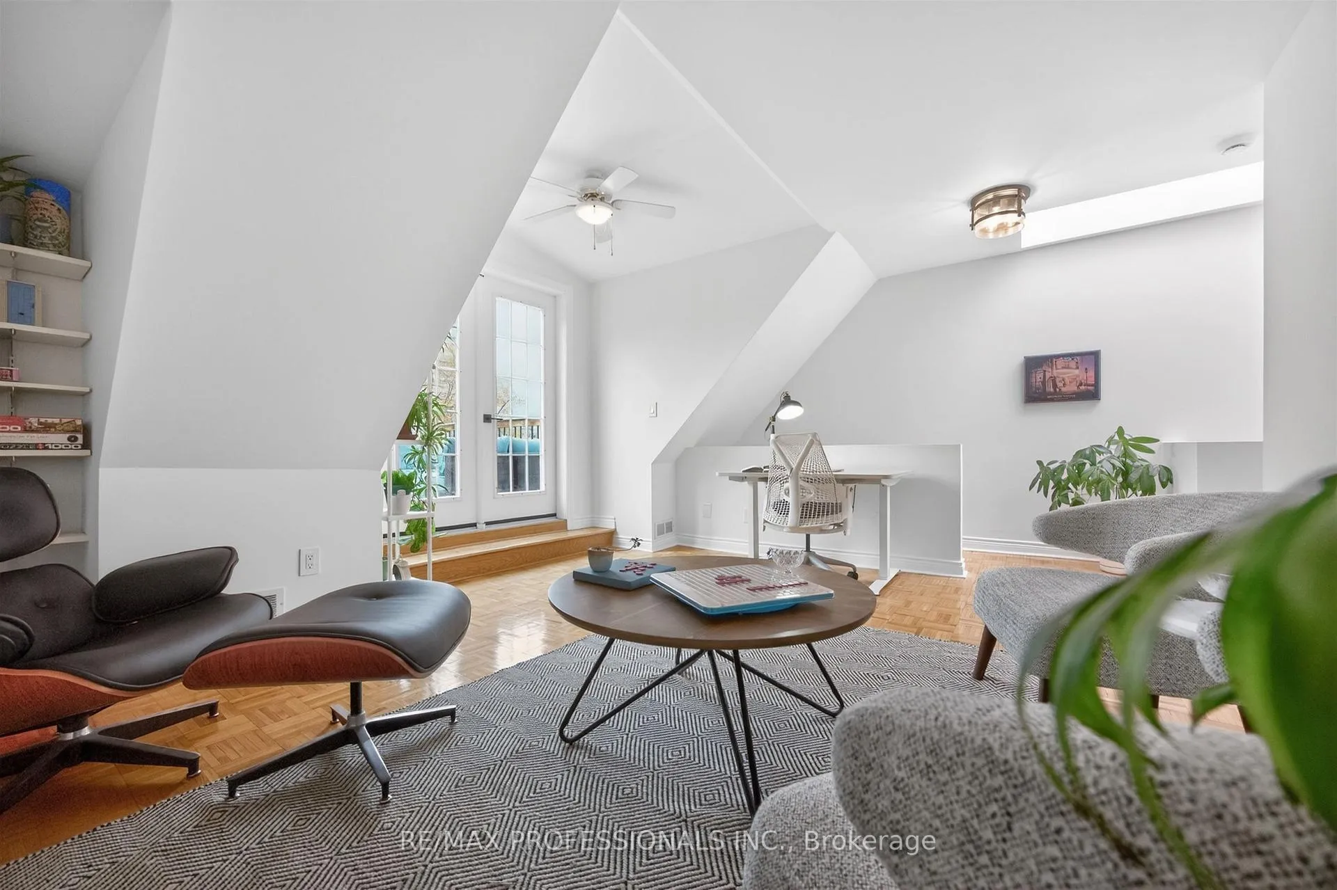 Photo 29 of 12 1/2 Melbourne Avenue, Toronto, South Parkdale — HOMEH