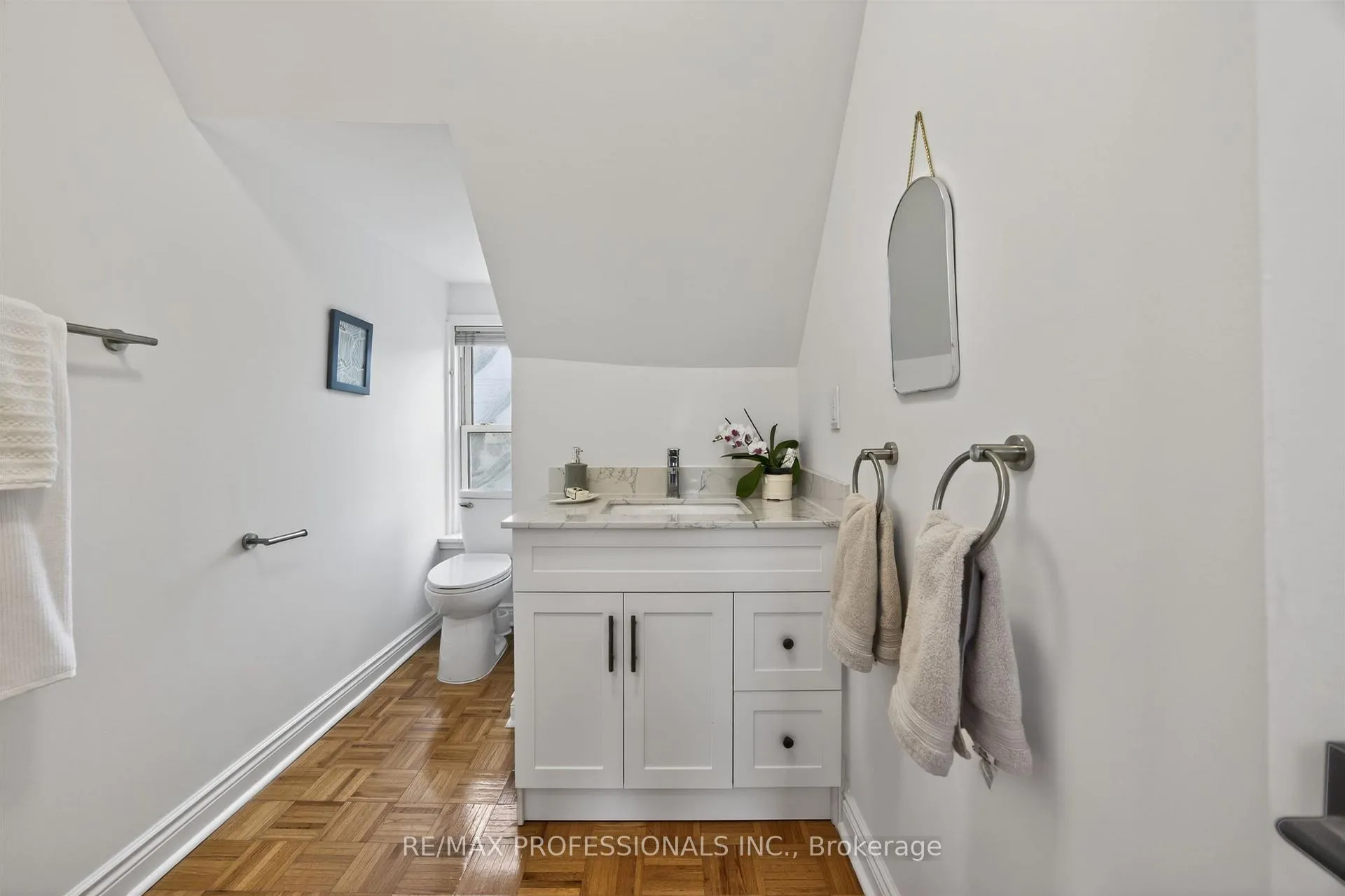 Photo 35 of 12 1/2 Melbourne Avenue, Toronto, South Parkdale — HOMEH