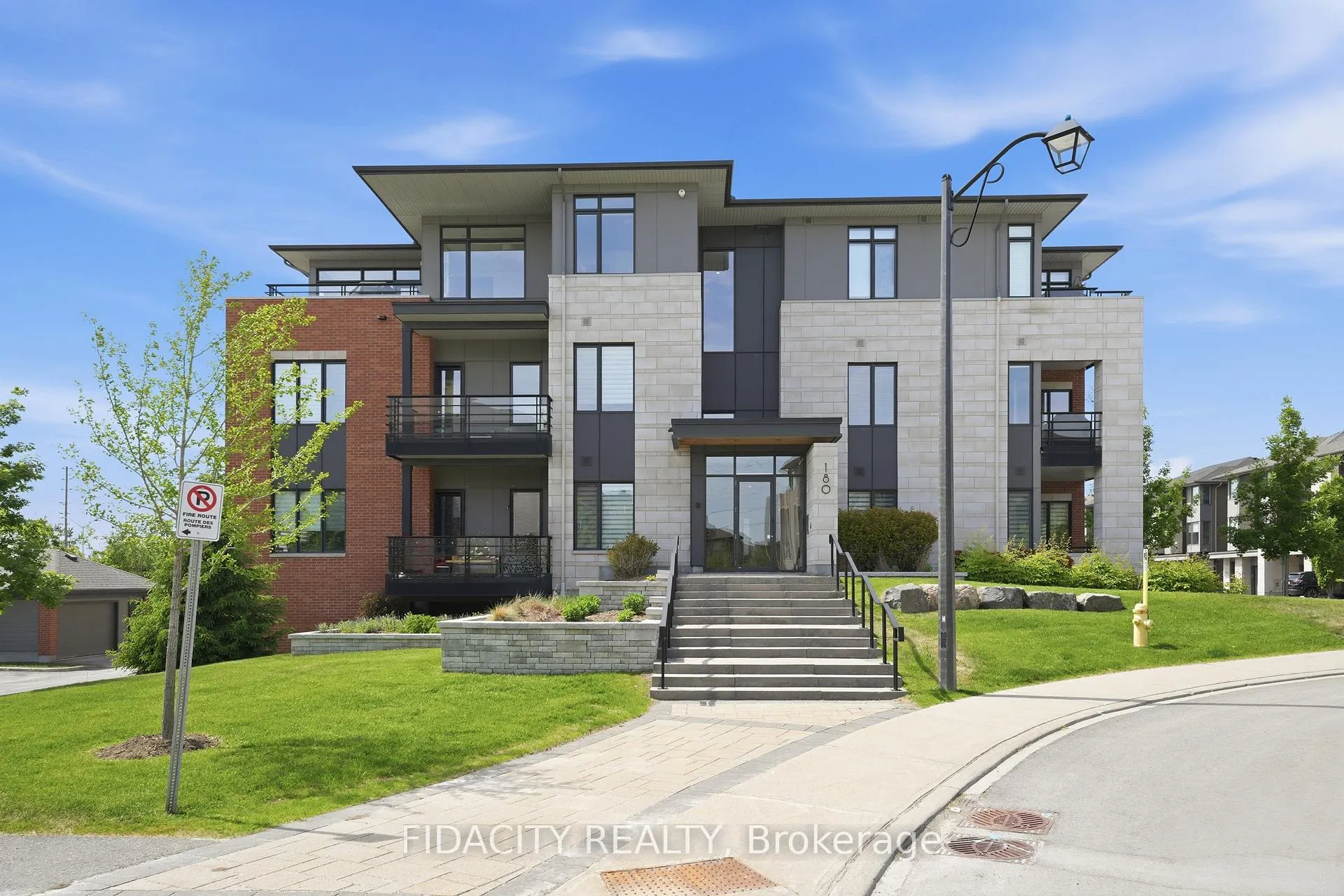 Photo 1 of Unit 301, 180 Boundstone Way, Ottawa, Kanata - Kanata Lakes/Heritage Hills — HOMEH