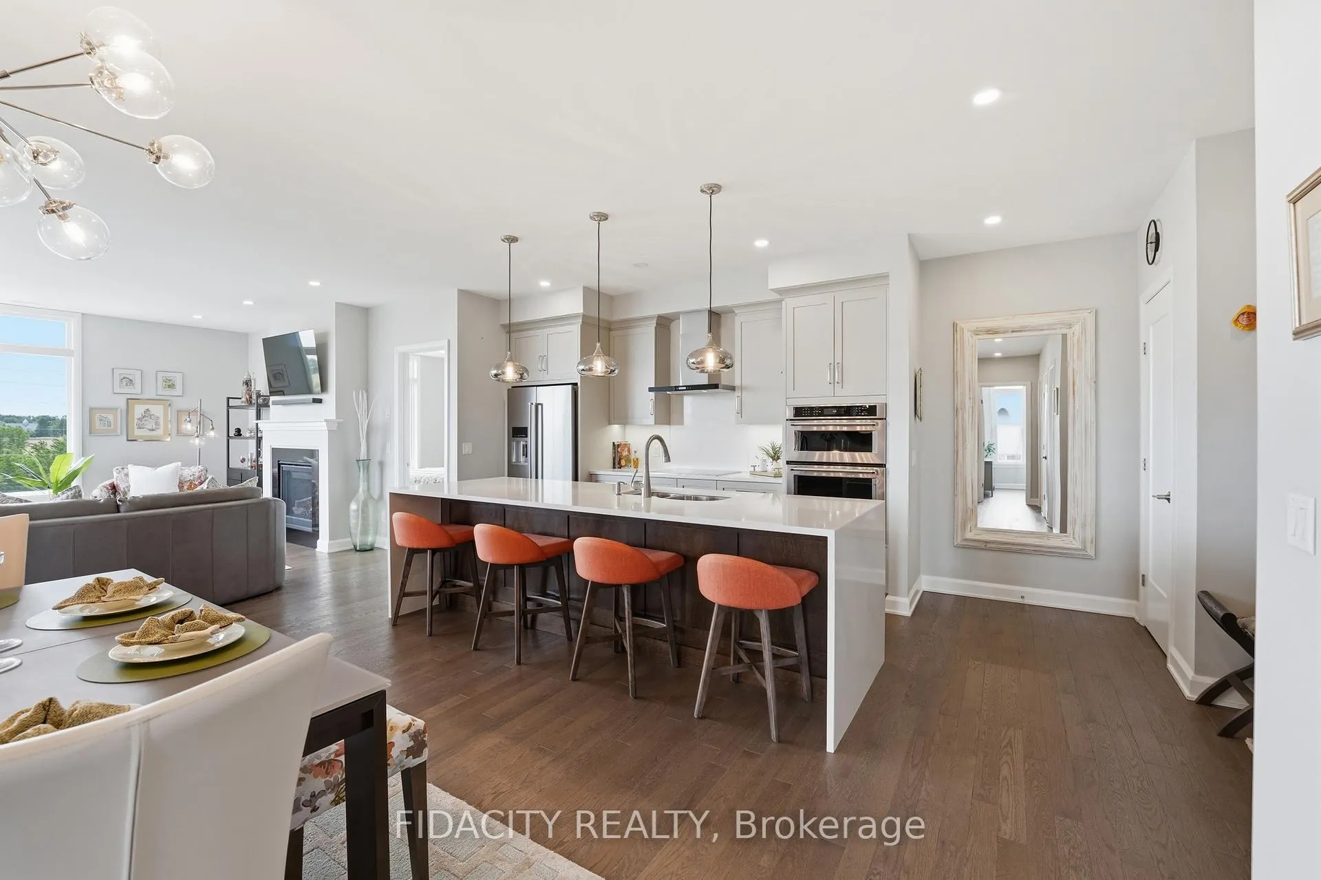 Photo 4 of Unit 301, 180 Boundstone Way, Ottawa, Kanata - Kanata Lakes/Heritage Hills — HOMEH