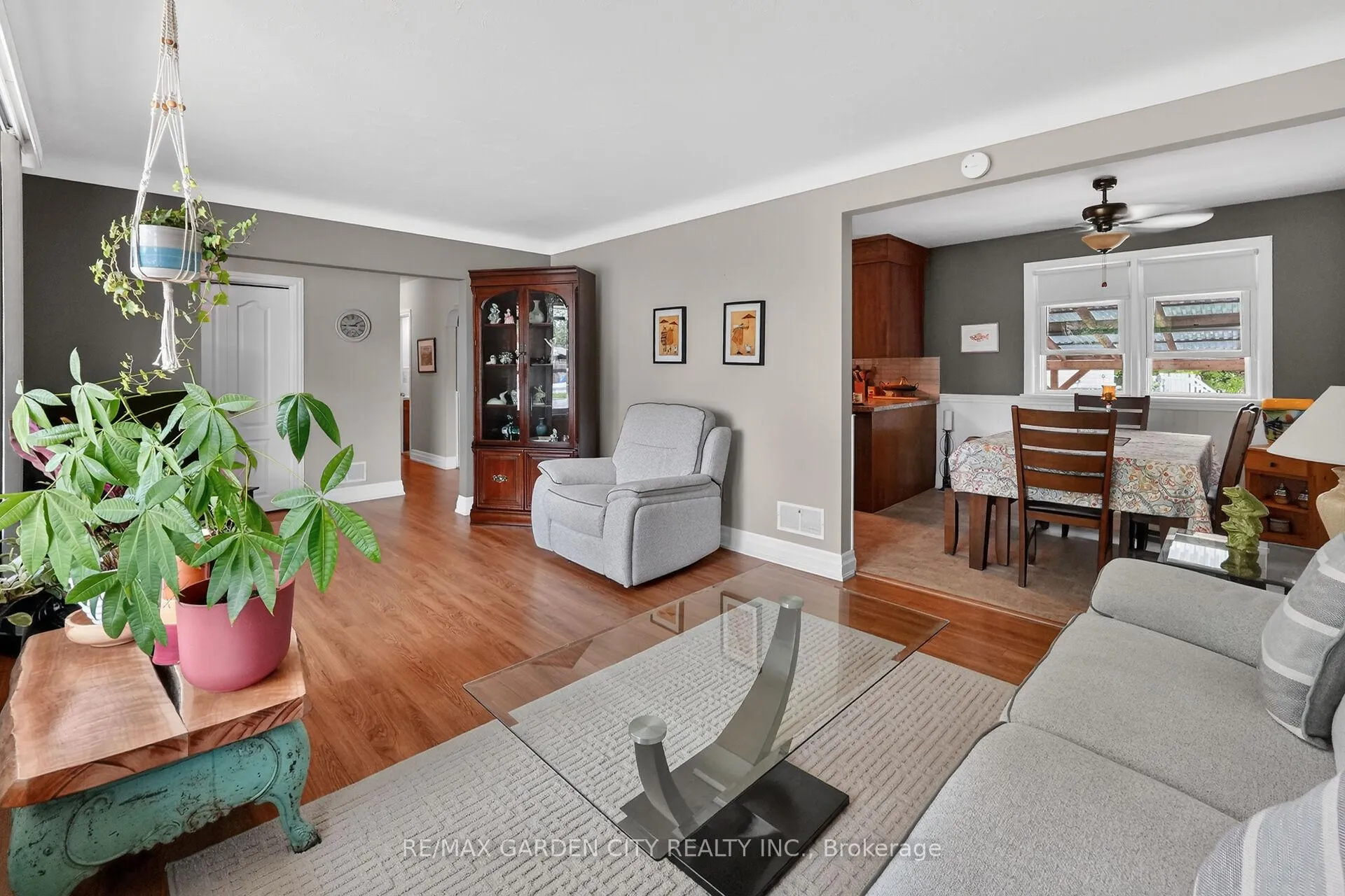 Photo 7 of 519 Bunting Road, St. Catharines, Bunting/Linwell — HOMEH