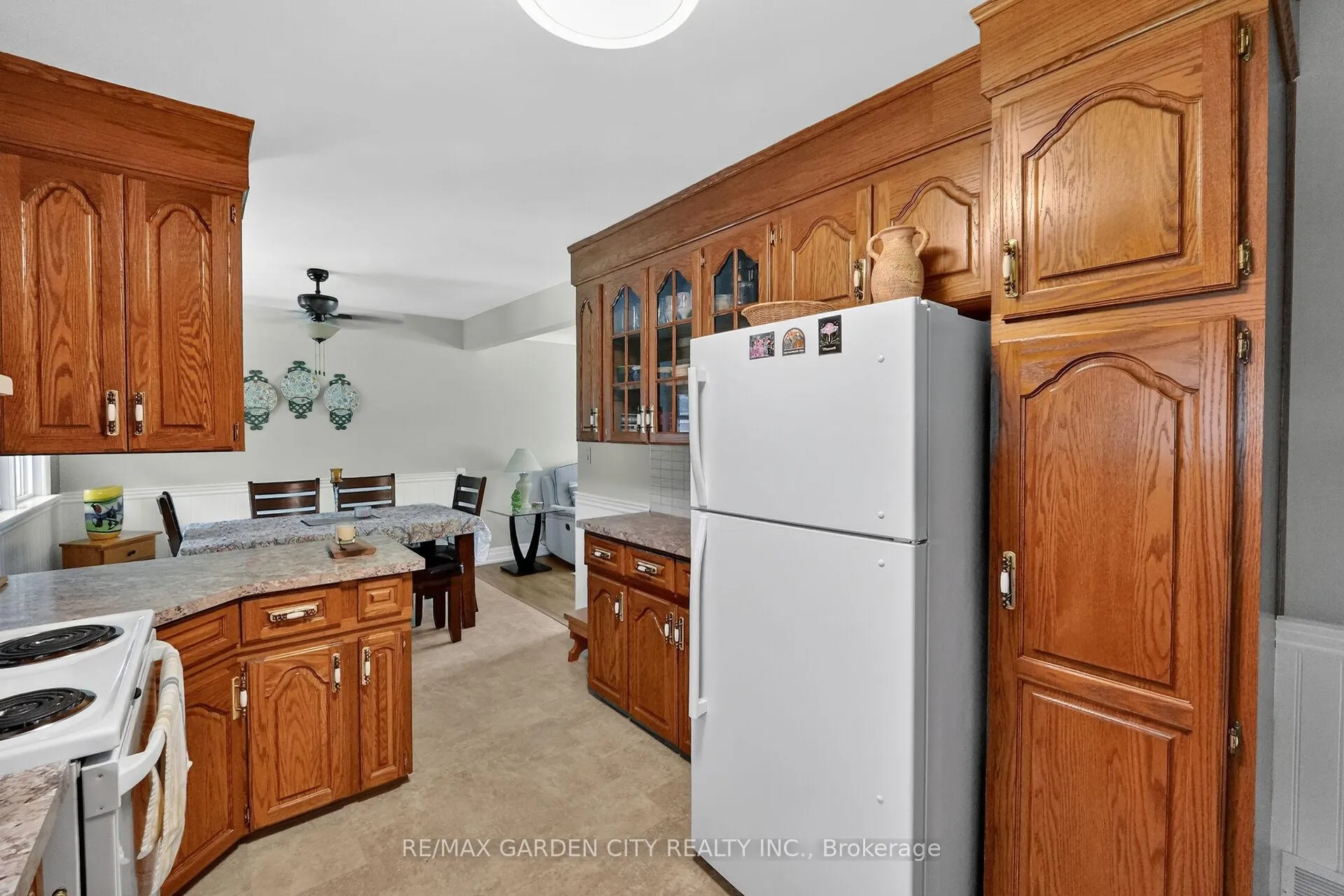 Photo 12 of 519 Bunting Road, St. Catharines, Bunting/Linwell — HOMEH