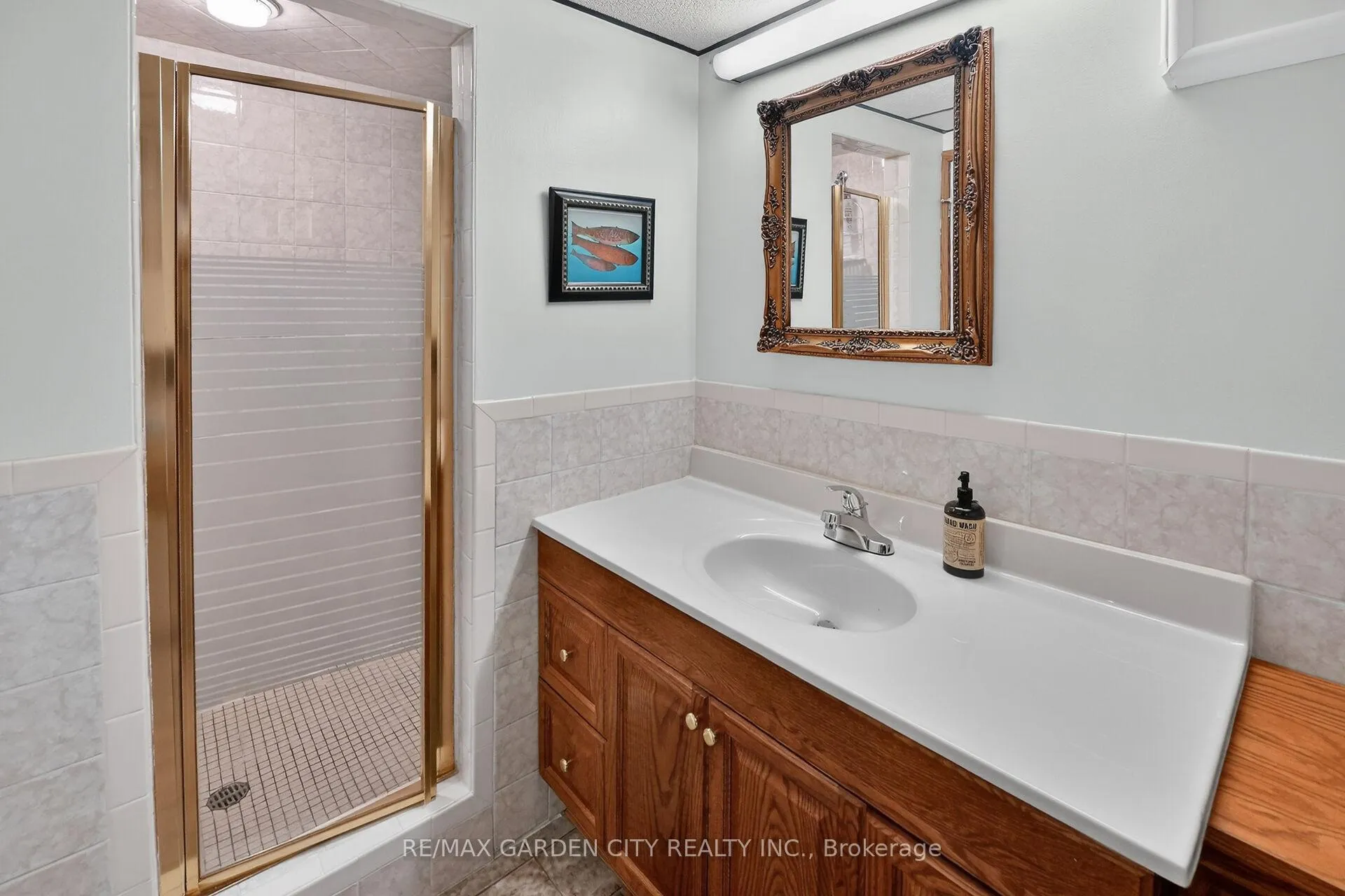Photo 31 of 519 Bunting Road, St. Catharines, Bunting/Linwell — HOMEH