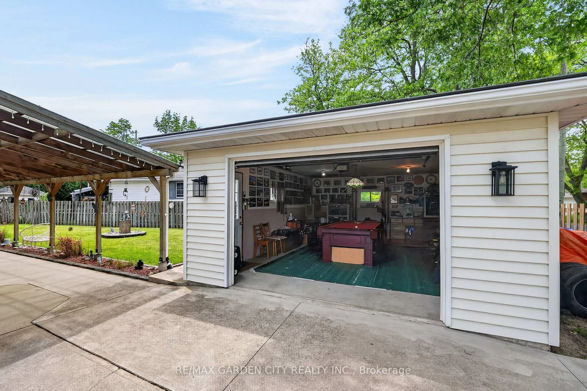 Photo 36 of 519 Bunting Road, St. Catharines, Bunting/Linwell — HOMEH