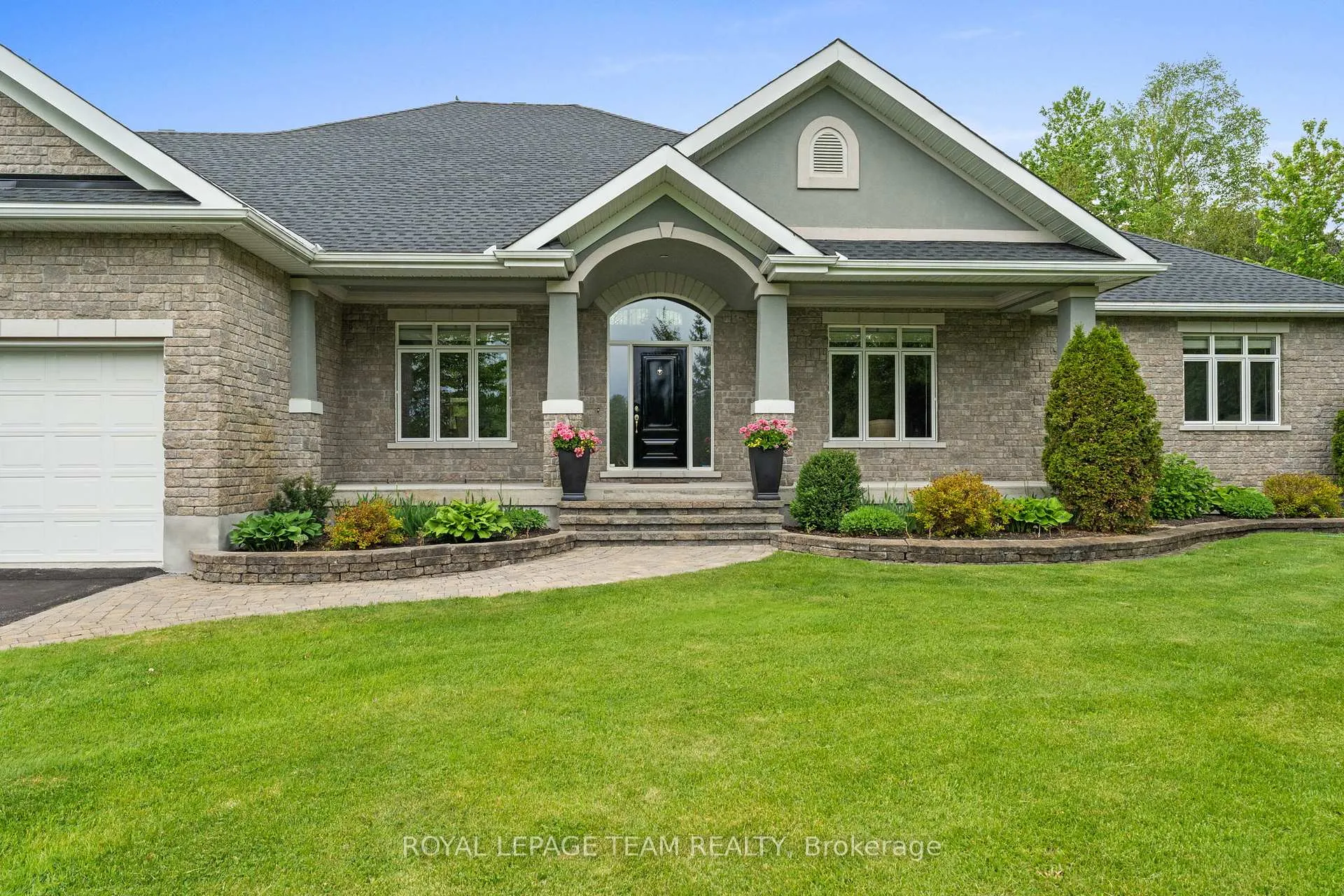 Photo 5 of 6152 Knights Drive, Ottawa, Manotick East to Manotick Station — HOMEH
