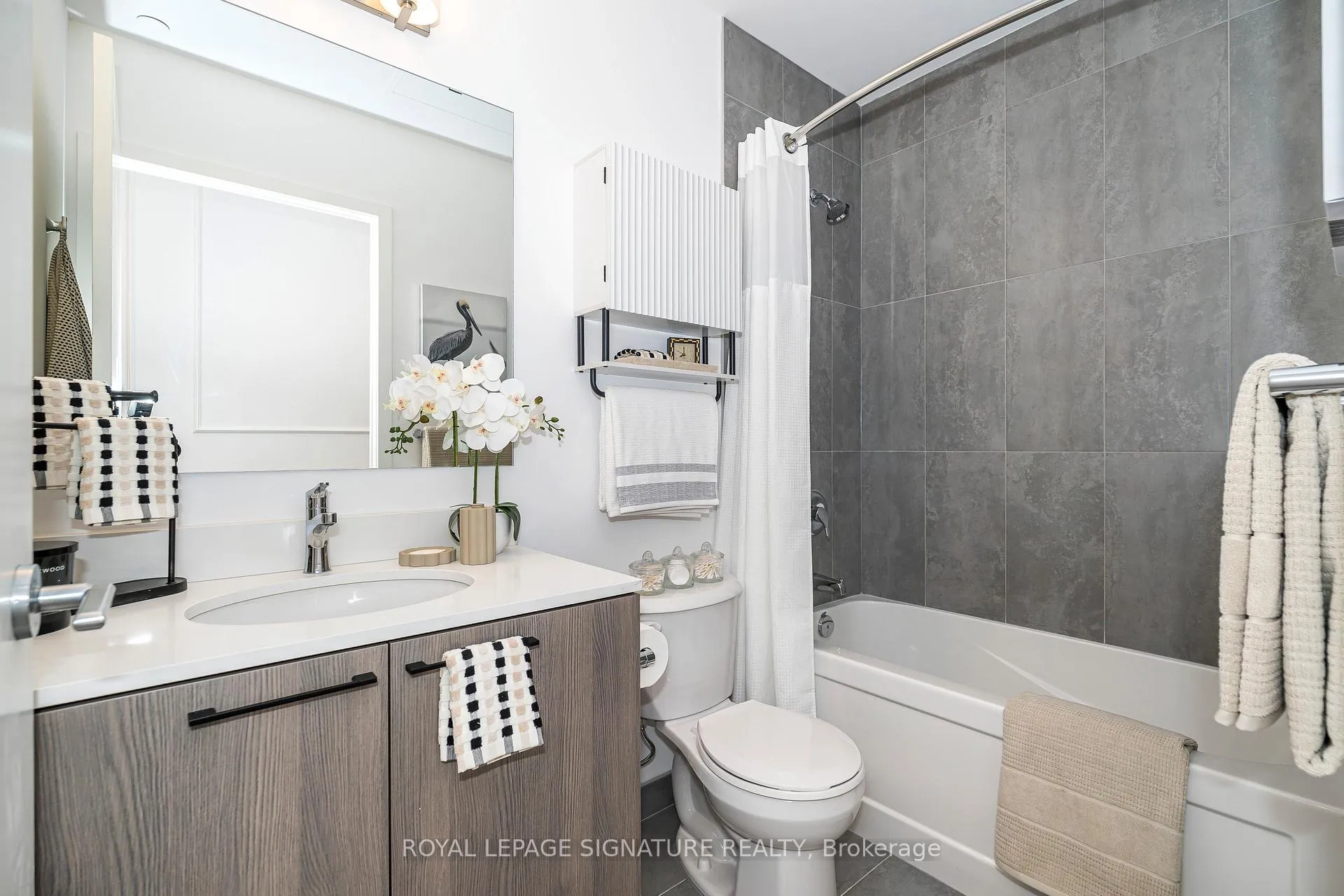 Photo 12 of Unit 815, 7439 Kingston Road, Scarborough, Rouge — HOMEH